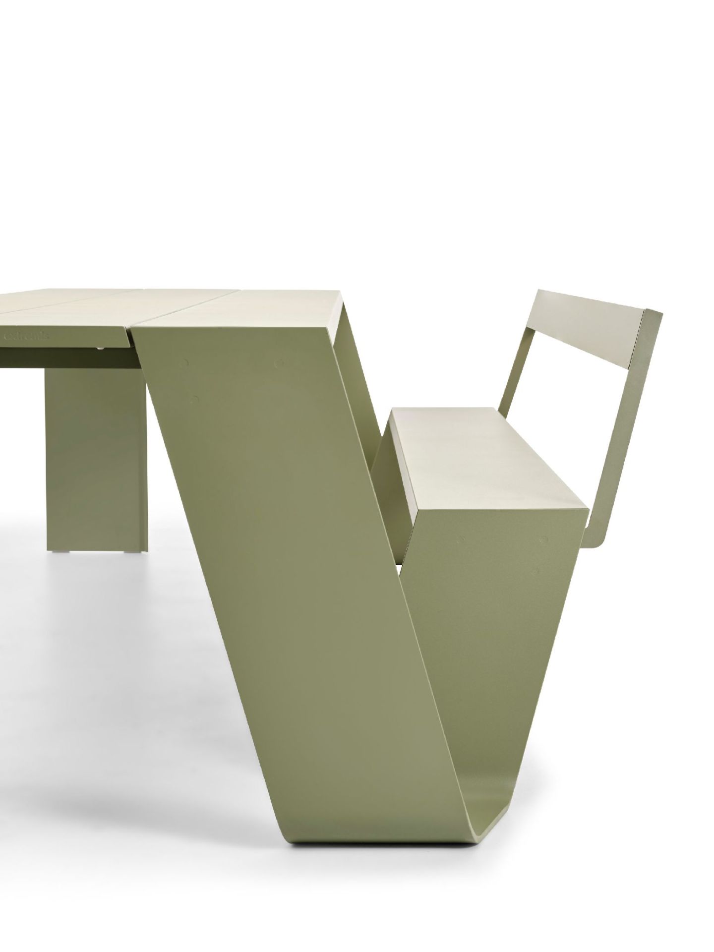 Hopper Combo AA Outdoor-Bank Extremis