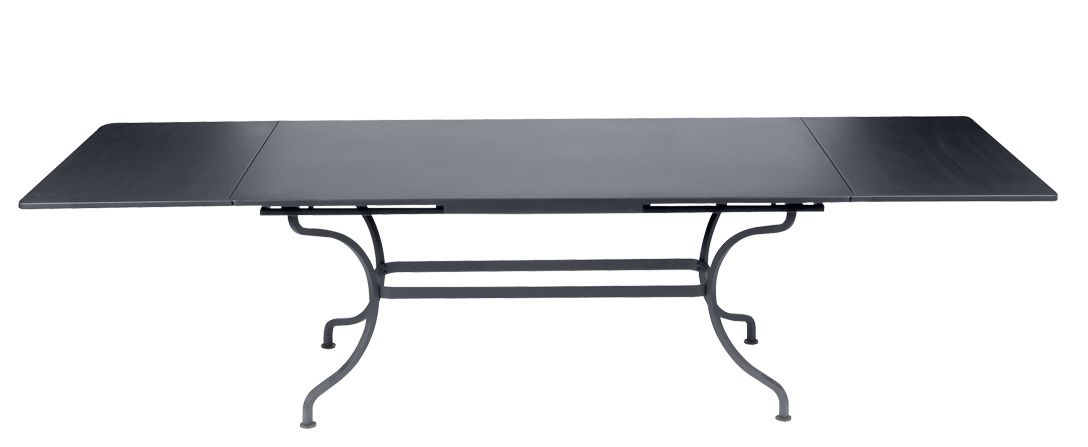 Ausgezogener Romane Table Tisch von Fermob für den Außenbereich, 200/300 x 100 cm.