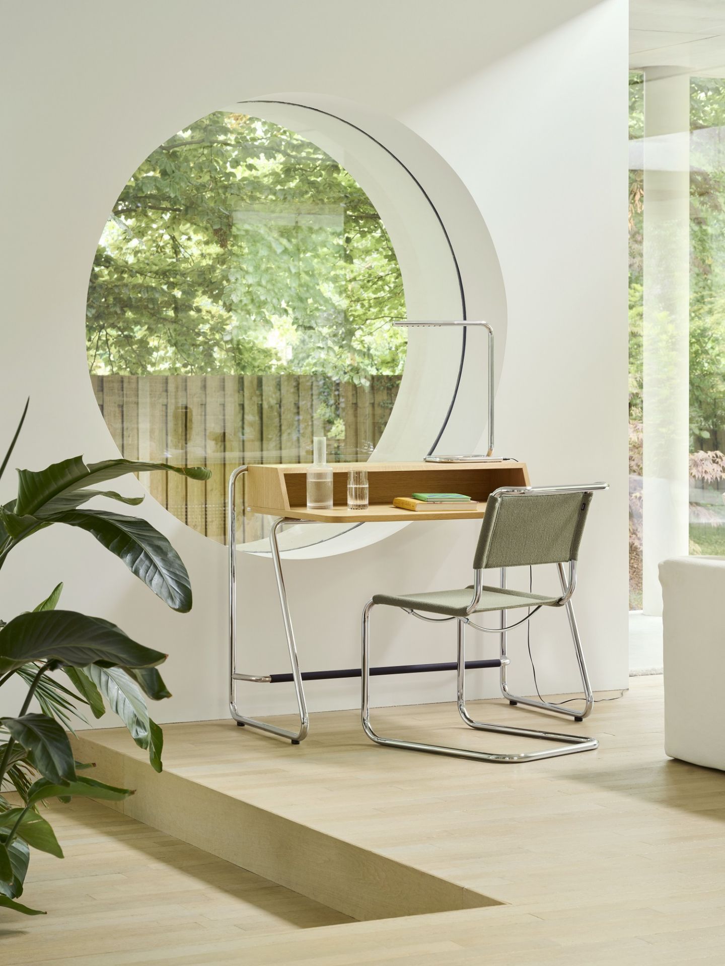 S 33 V / S33 V Freischwinger Thonet