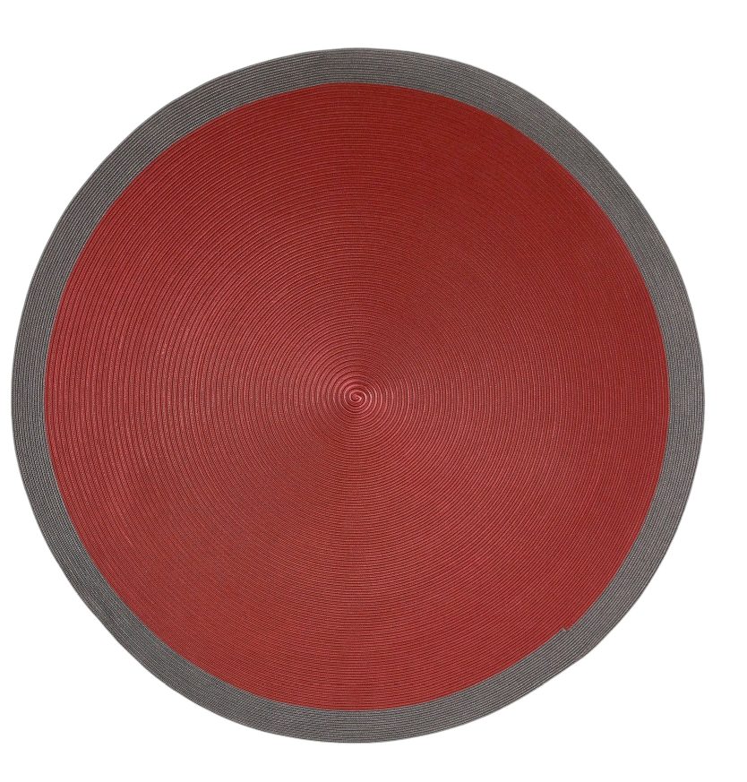 Runder, roter Circus Teppich Ø 200 cm von Cassina, geeignet für den Außenbereich.
