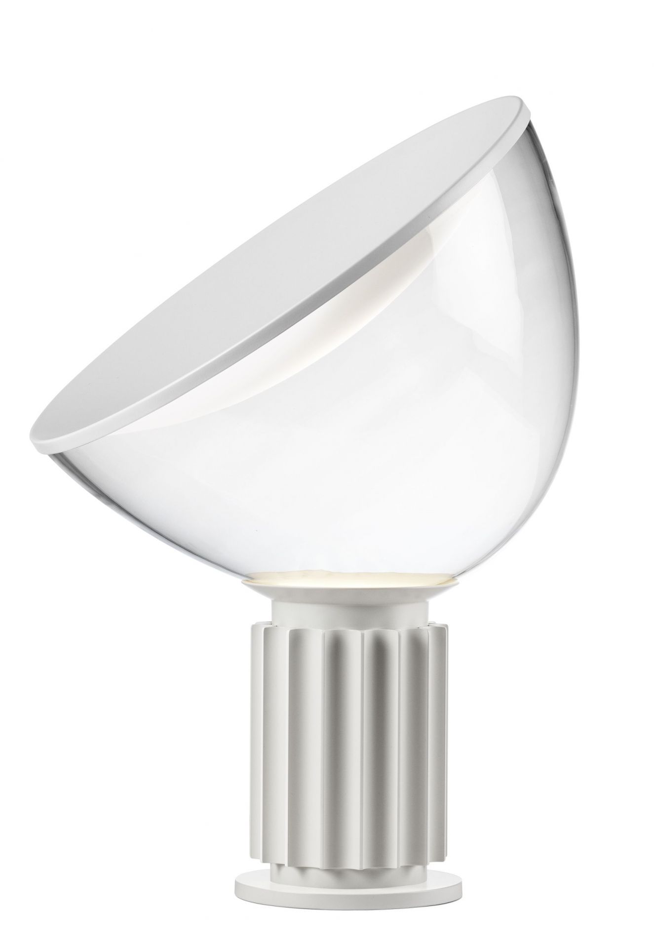 Taccia Small LED Tischleuchte von Flos in Weiß matt, modernes Design.