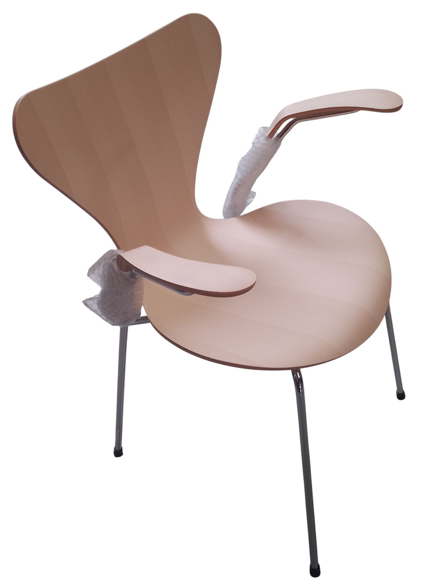 Siebener Armlehnenstuhl 3207 Buche Klar lackiertes Furnier / VERCHROMT Fritz Hansen EINZELSTÜCKE