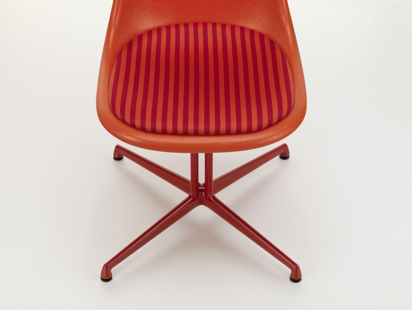 Eames Fiberglass Side Chair La Fonda Rot Orange Vitra LIMITED EDITION 