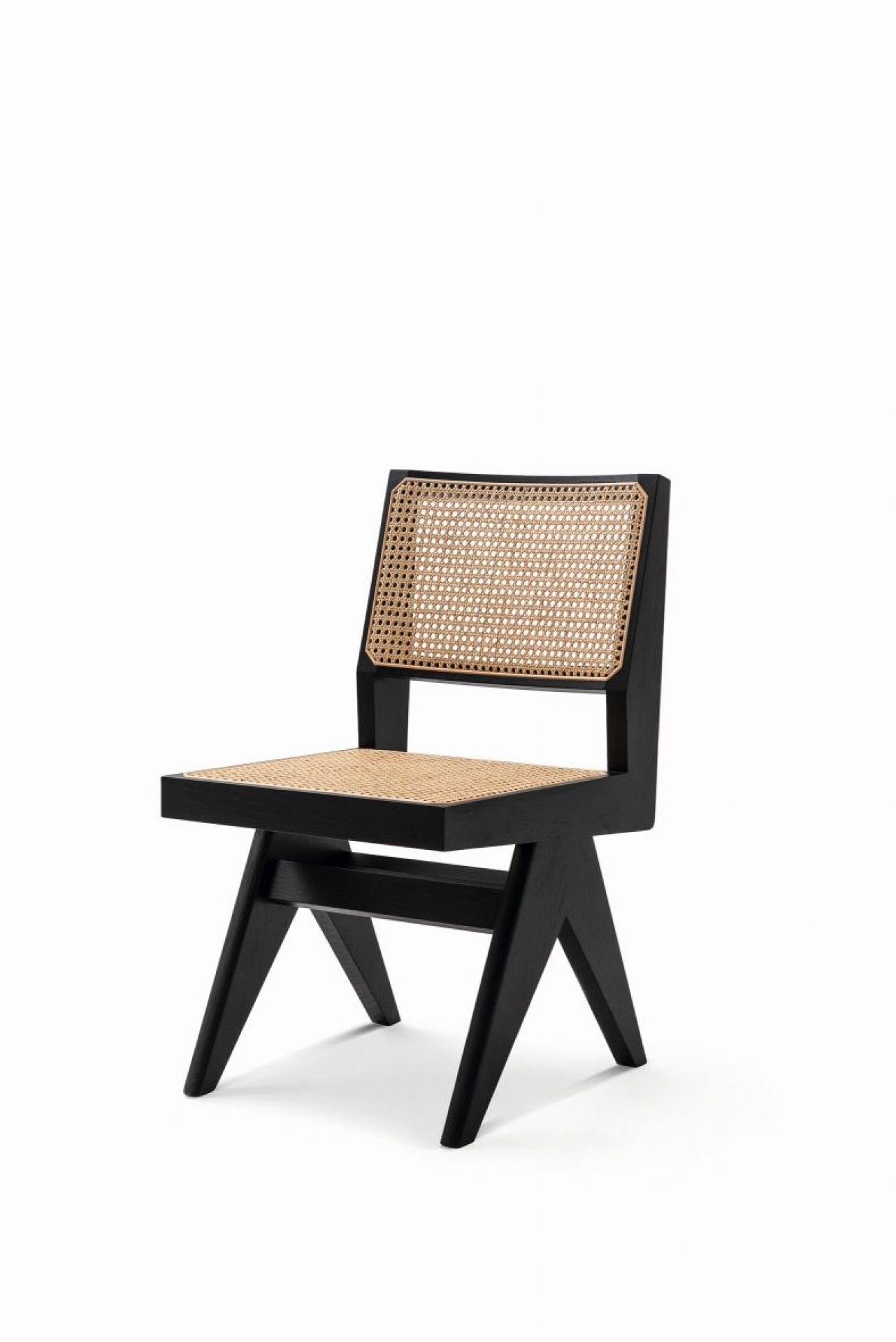 Capitol Complex Stuhl von Cassina, Eiche natur, mit Wiener Geflecht Sitz und Rückenlehne.