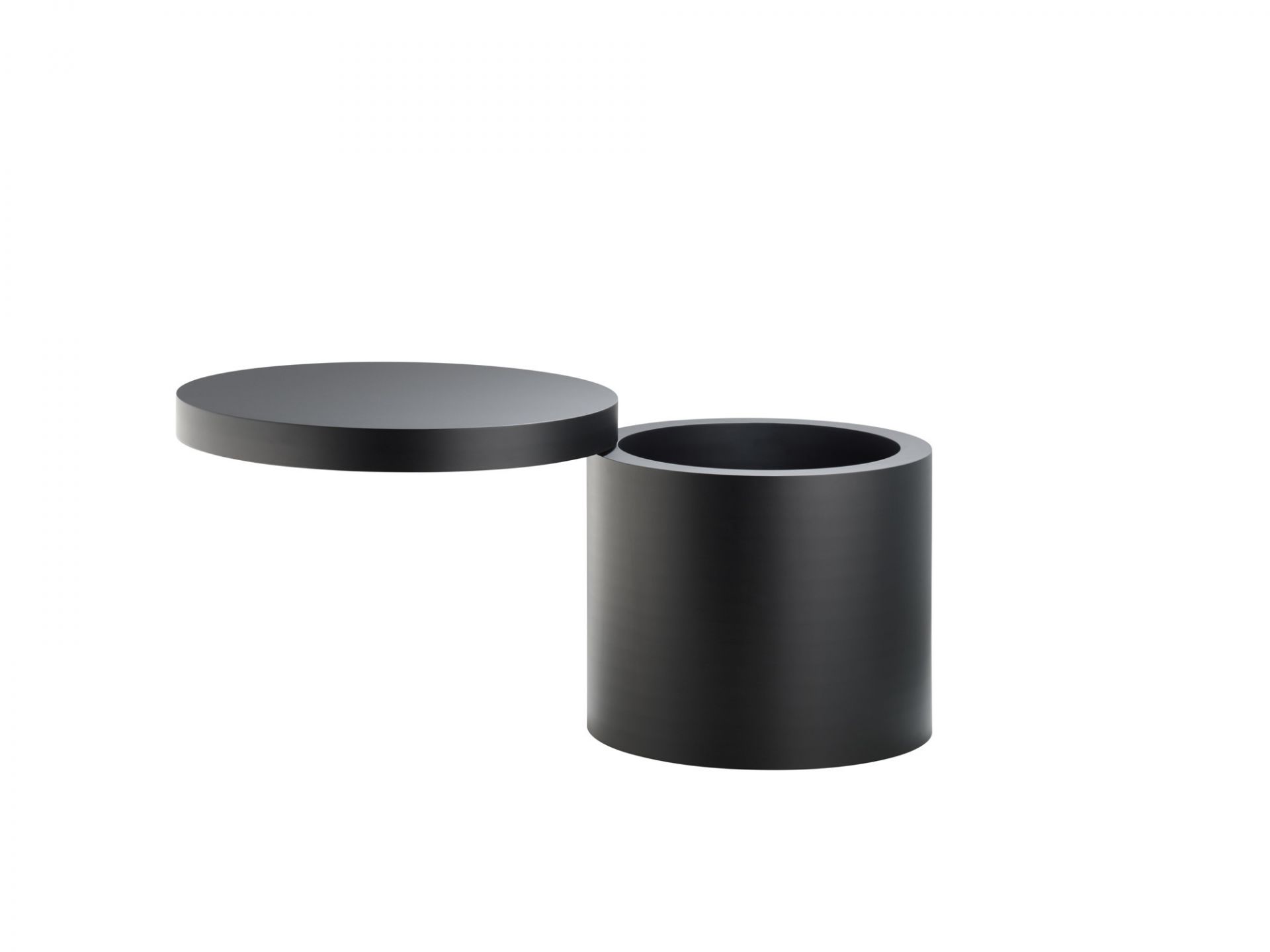 Schwarzer K8B Tecta Couchtisch mit abnehmbarer Tischplatte, modernes Design für Wohnzimmer und Lounge.