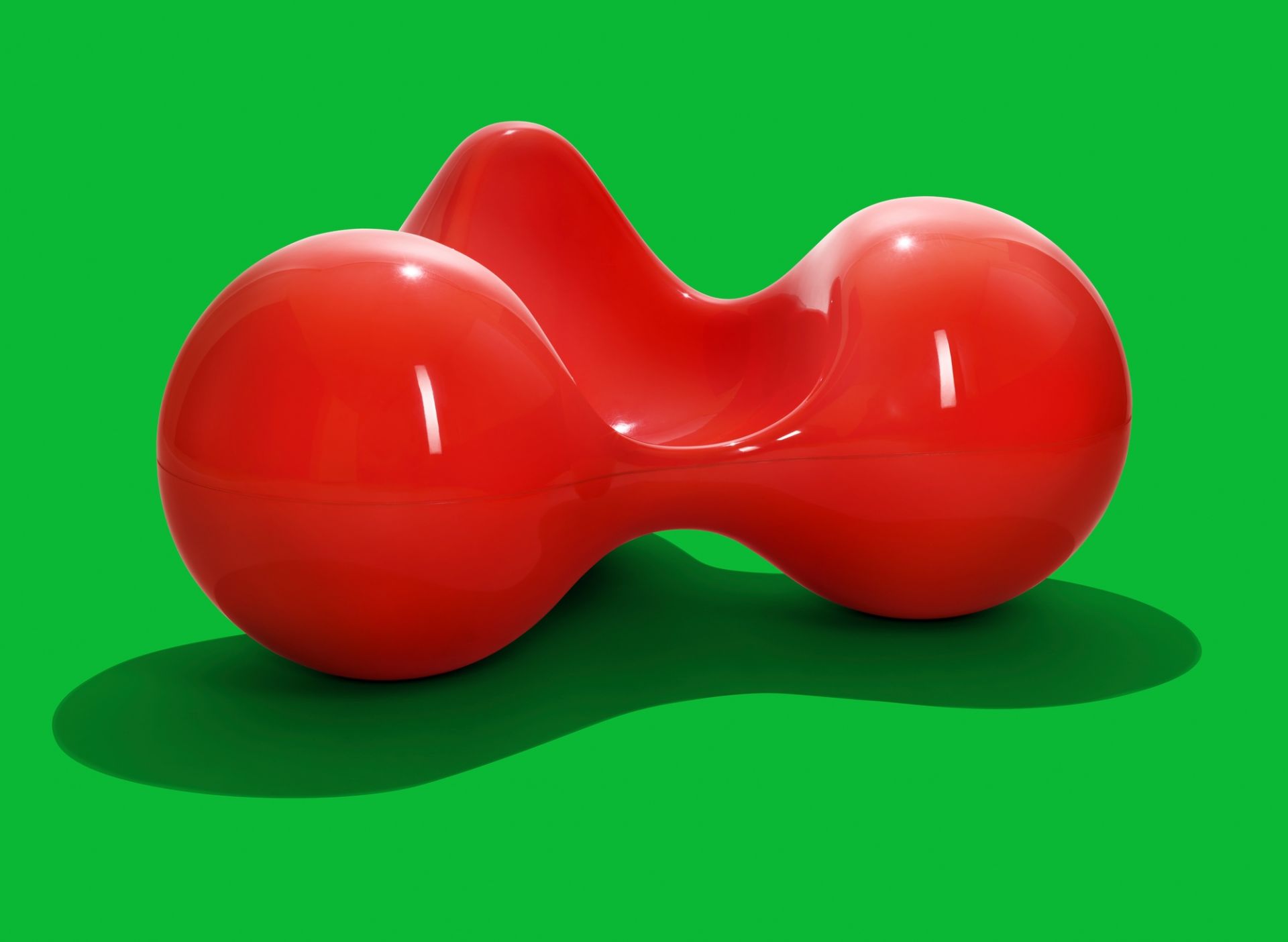 Roter Tomato Stuhl von Eero Aarnio Originals, moderner Designklassiker für Wohnzimmer und Büro.