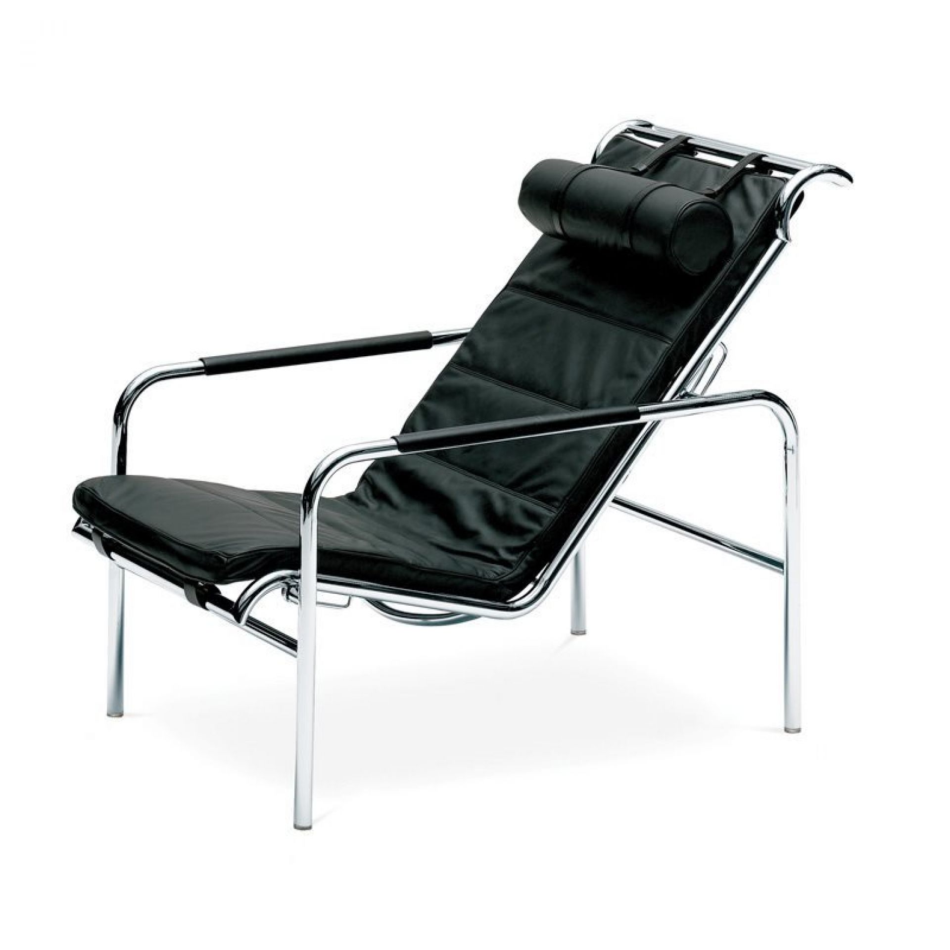 Genni Chaiselongue von Zanotta mit schwarzem Leder und verchromtem Stahlgestell. Designliege für entspanntes Wohnen.