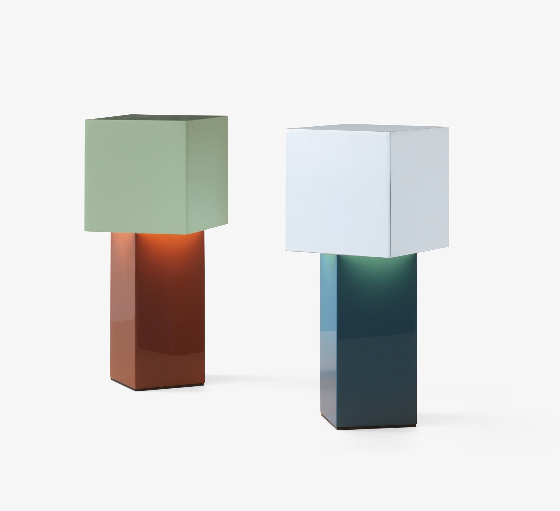 Pivot ATD7 Portable Tischleuchte / Akkuleuchte AndTradition