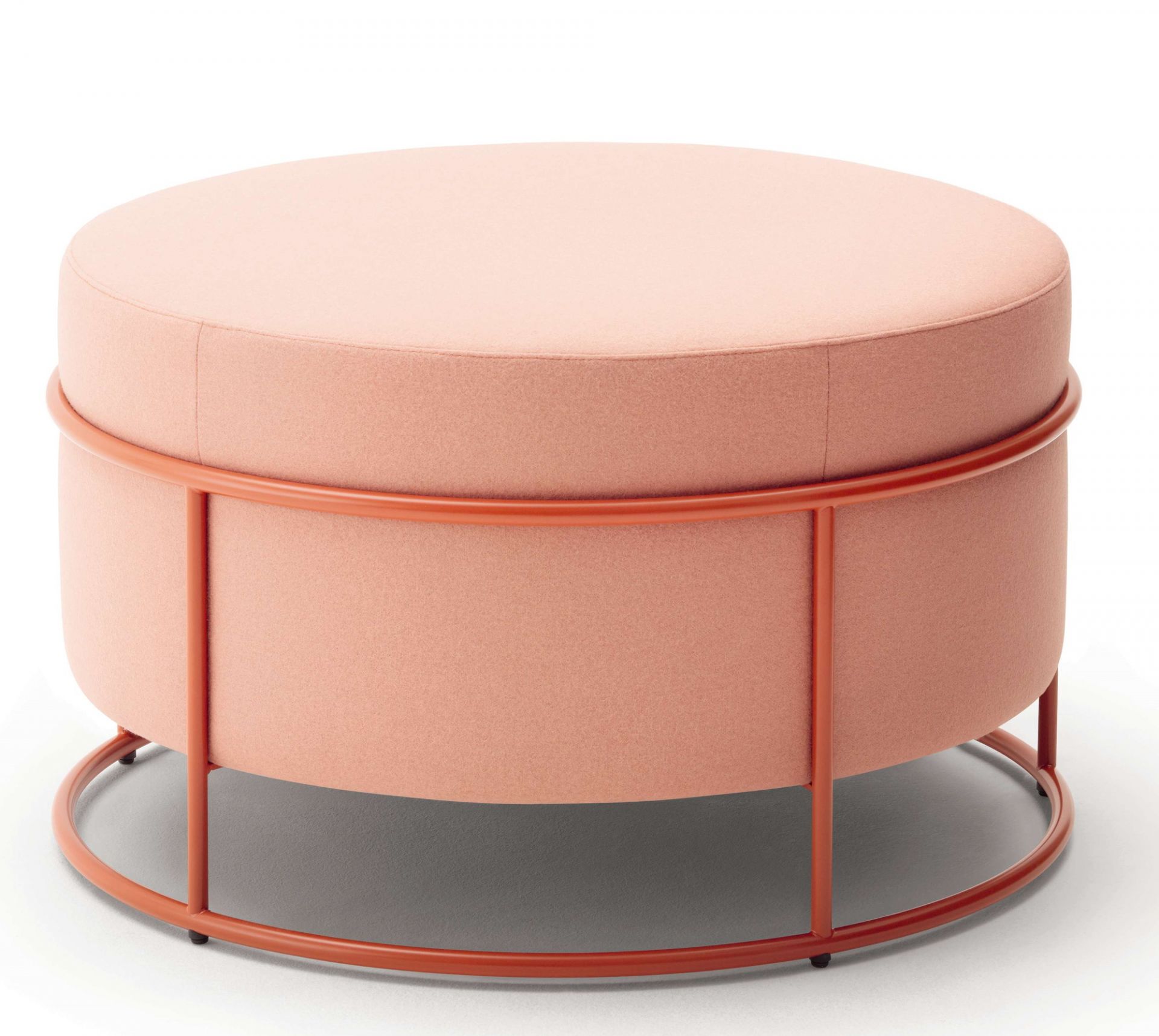 Cor Drop Hocker, runder Sitzhocker in Rosa mit Metallgestell, modernes Möbeldesign für Wohnzimmer.