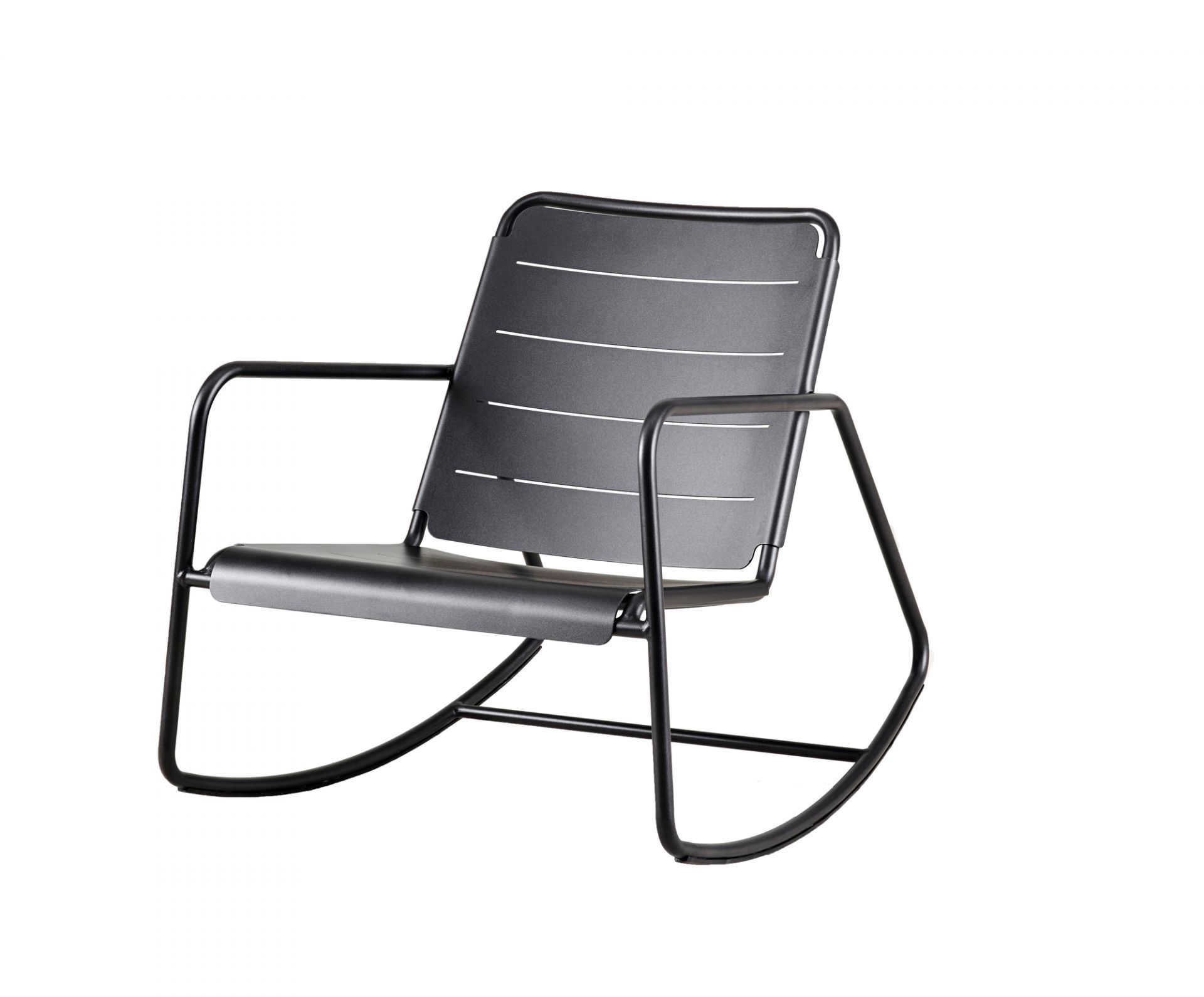 Schwarzer Copenhagen Schaukelstuhl von Cane-Line für den Garten oder die Terrasse. Outdoor Möbel.