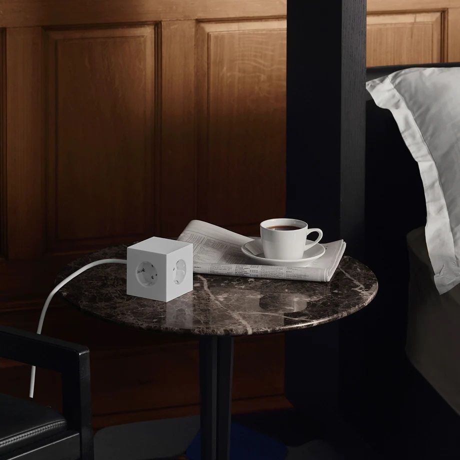 Square 1 - Avolt Steckdosenwürfel mit USB C dfp Design 