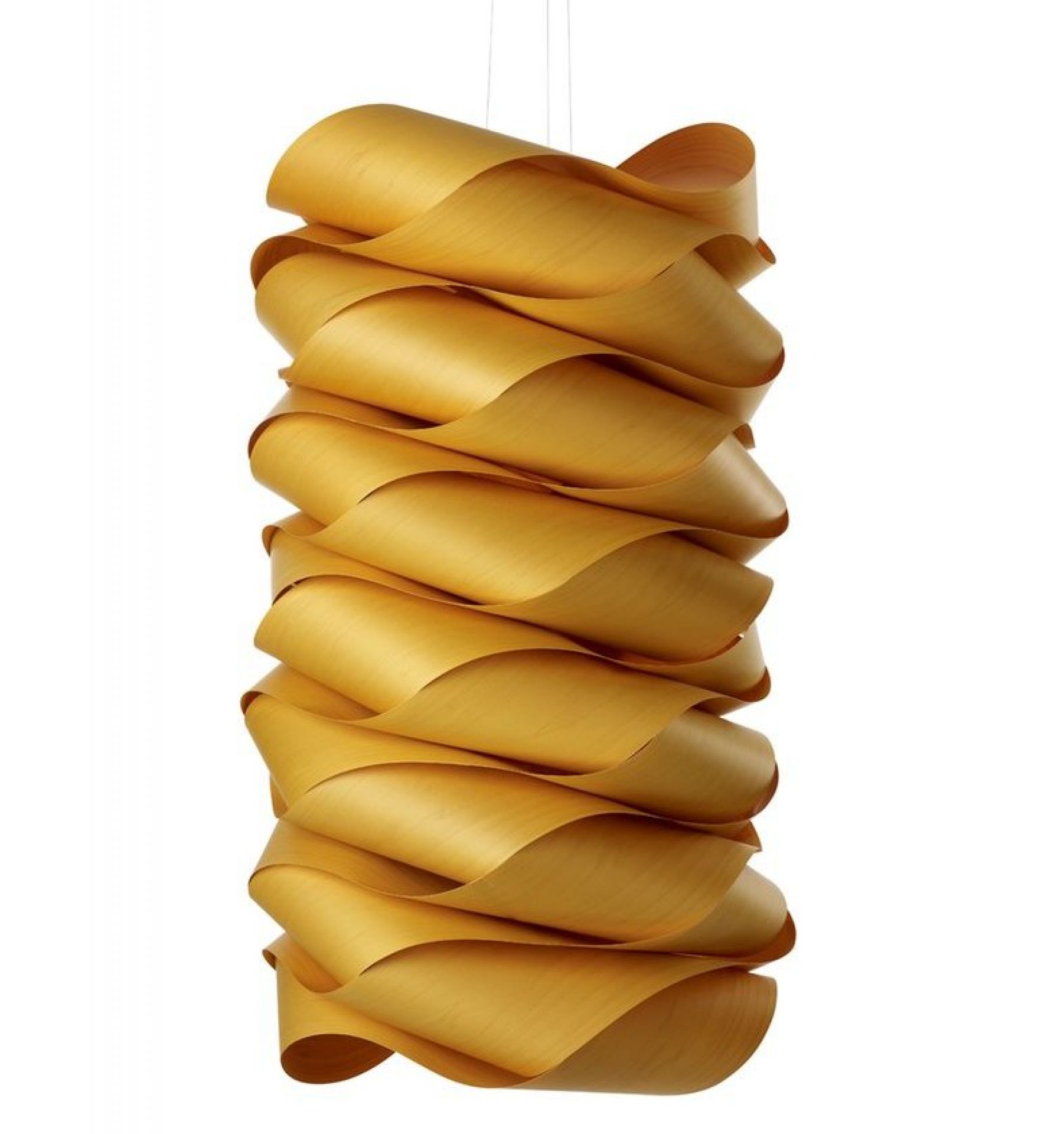 Nahaufnahme der Link Chain Pendelleuchte von LZF Lamps aus Holzfurnier.