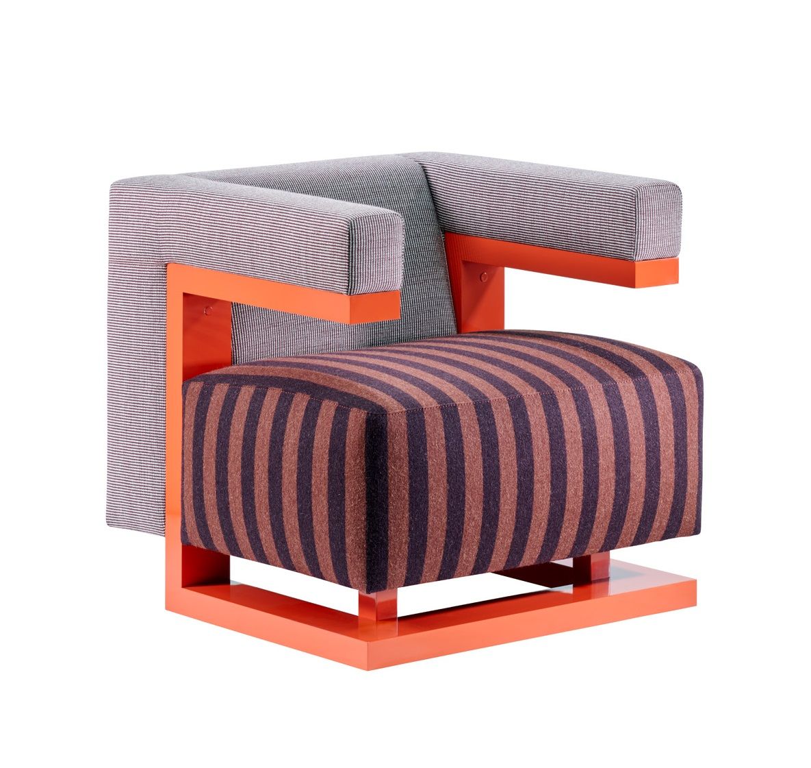 F51N Sessel von Tecta, Bauhaus Edition 2023, mit orangefarbenem Rahmen und gestreiften Polstern.