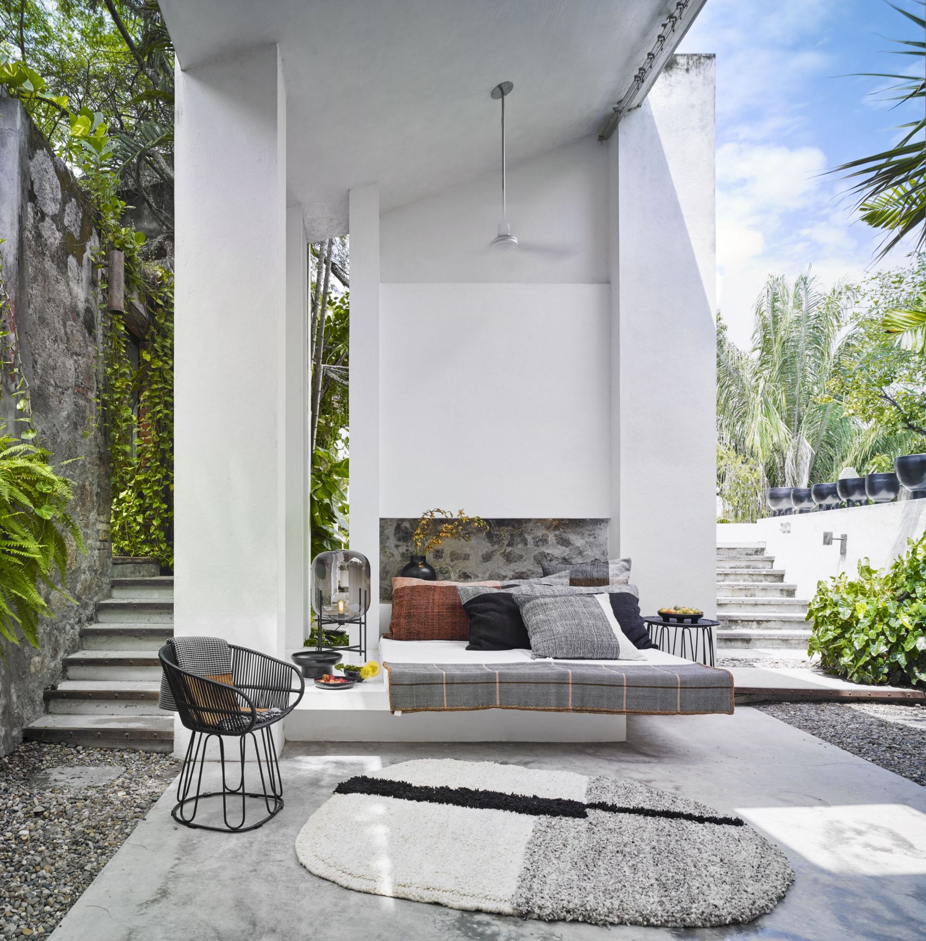 Nudo Teppich large 180x220 ames