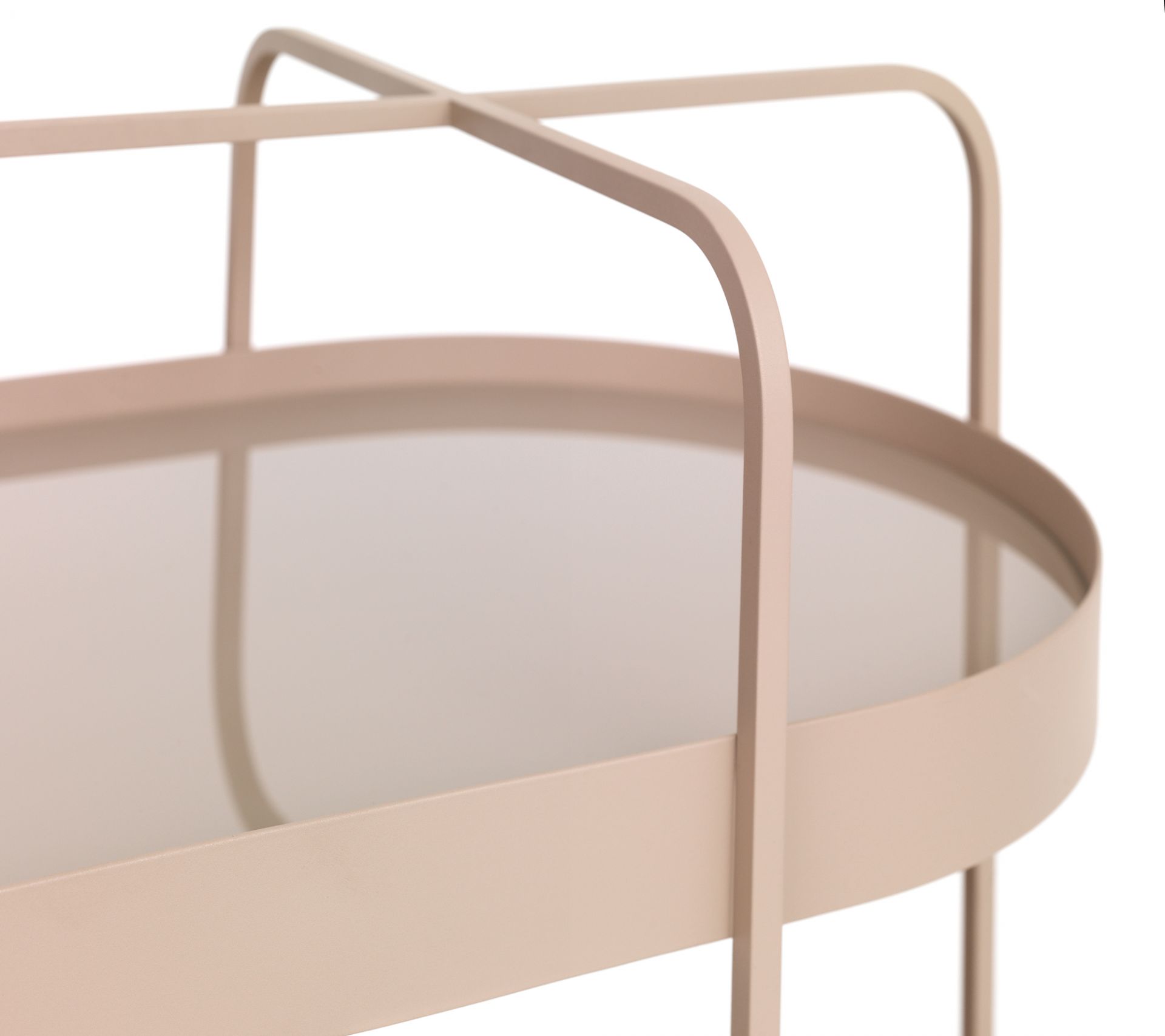 Detailaufnahme des Grace Servierwagens von Schönbuch in Rosenholz, mit Glasablage und filigranem Gestell.