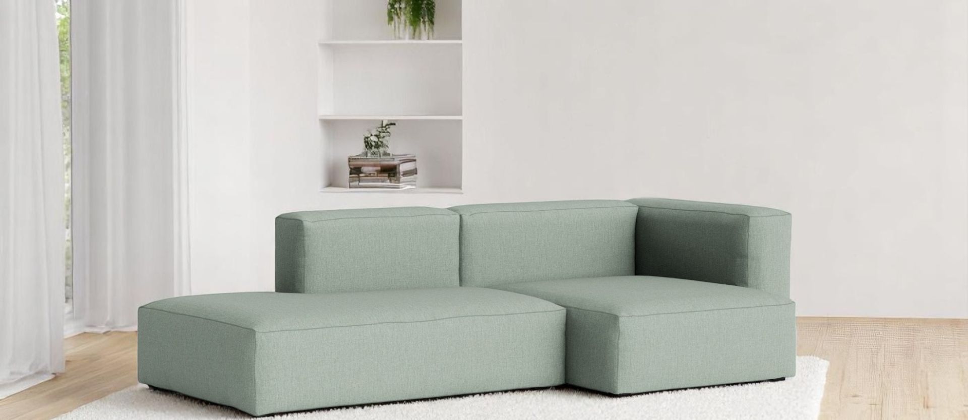 Mags Sofa in hellgrün, 2,5-Sitzer mit Armlehne rechts, modernes Design Sofa.
