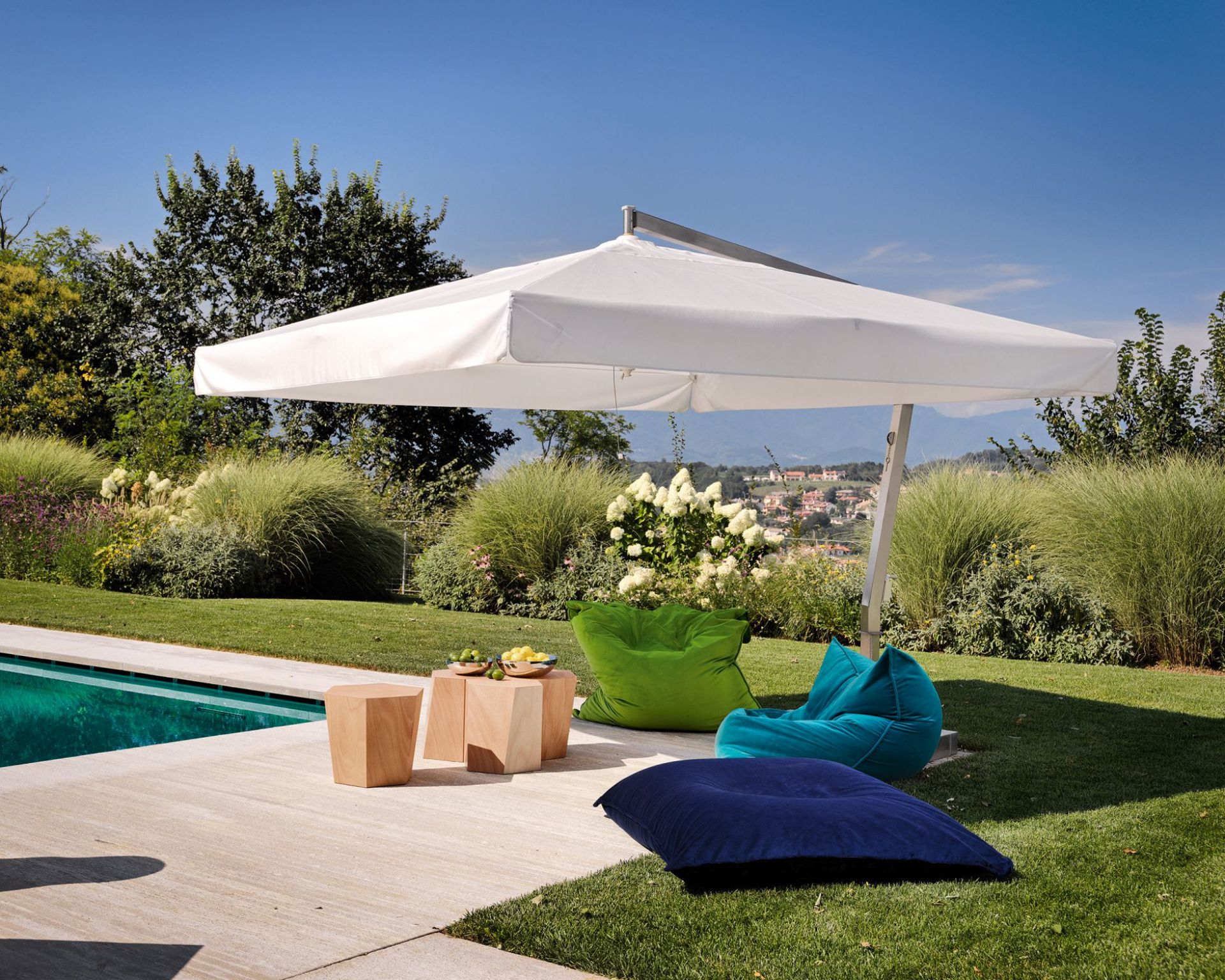 Hexagon Hocker Casamania Horm