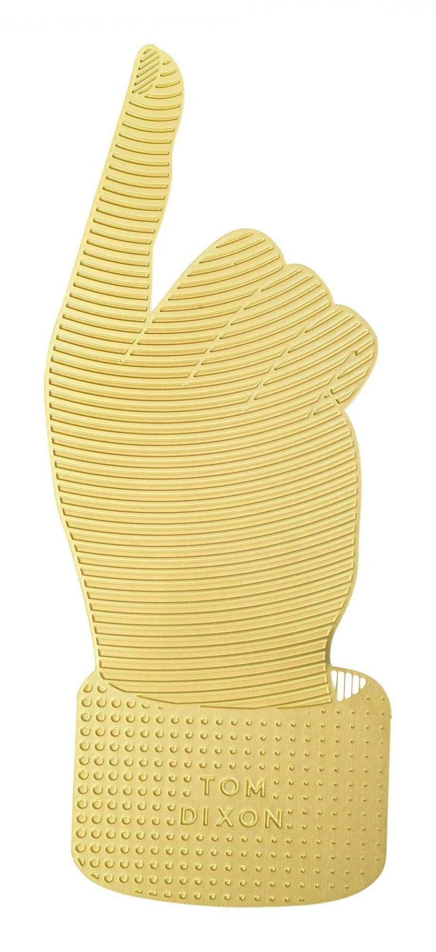 Goldenes Tool the Bookworm Hand Lesezeichen von Tom Dixon, modernes Design für Bücherliebhaber.