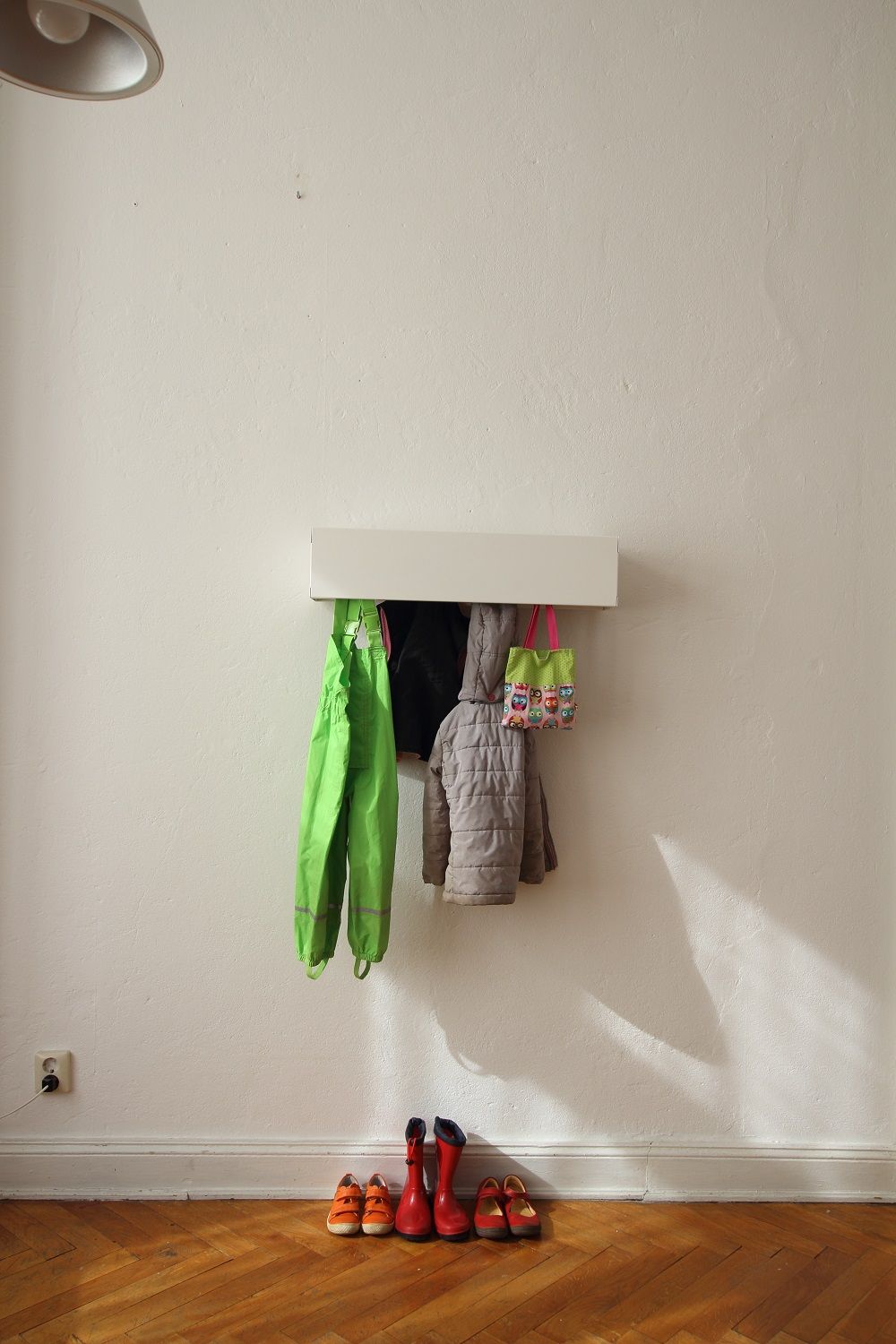 Wandgarderobe CR Linea1 by Müller Möbelwerkstätten