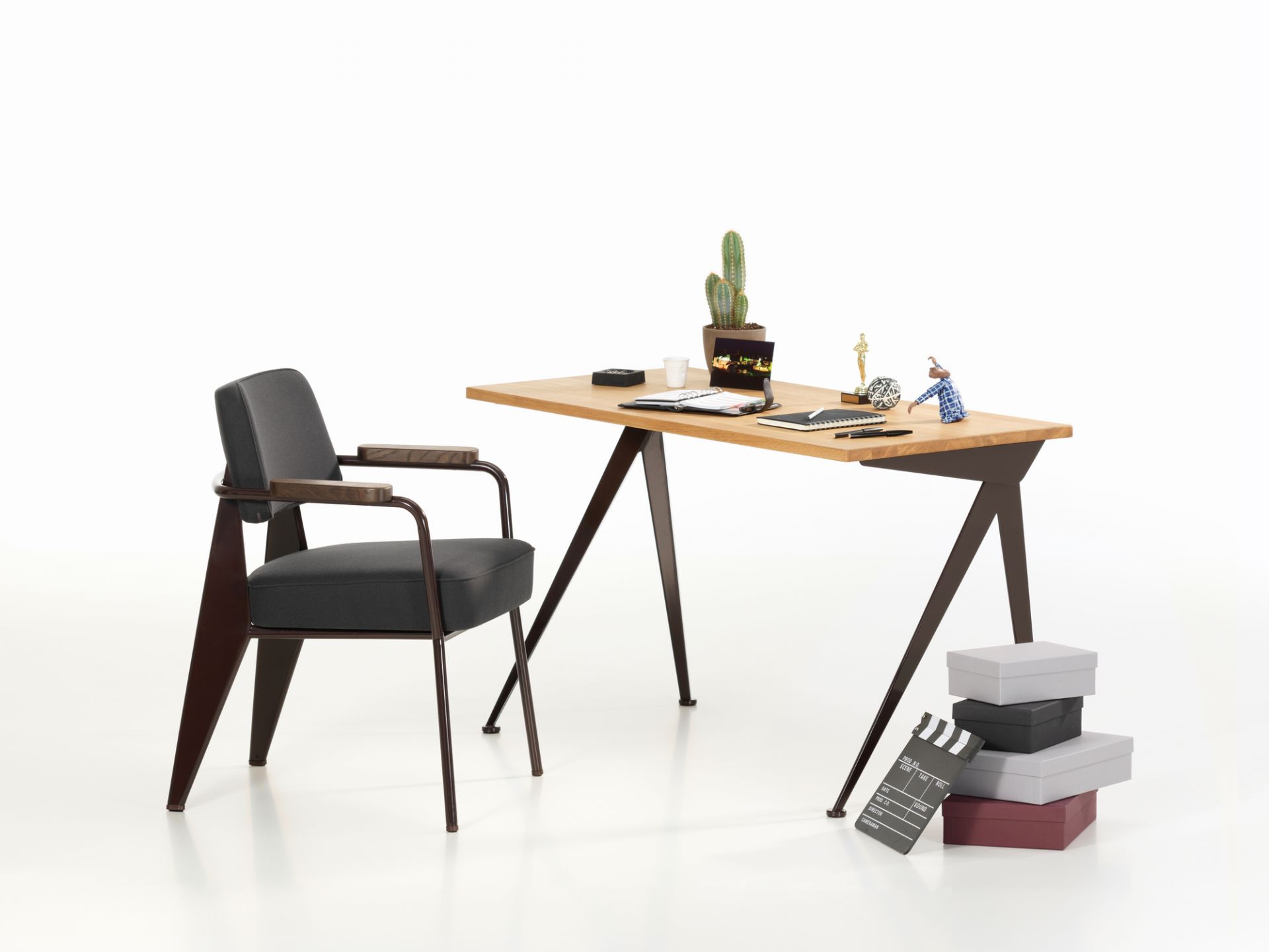 Compas Direction Schreibtisch Vitra