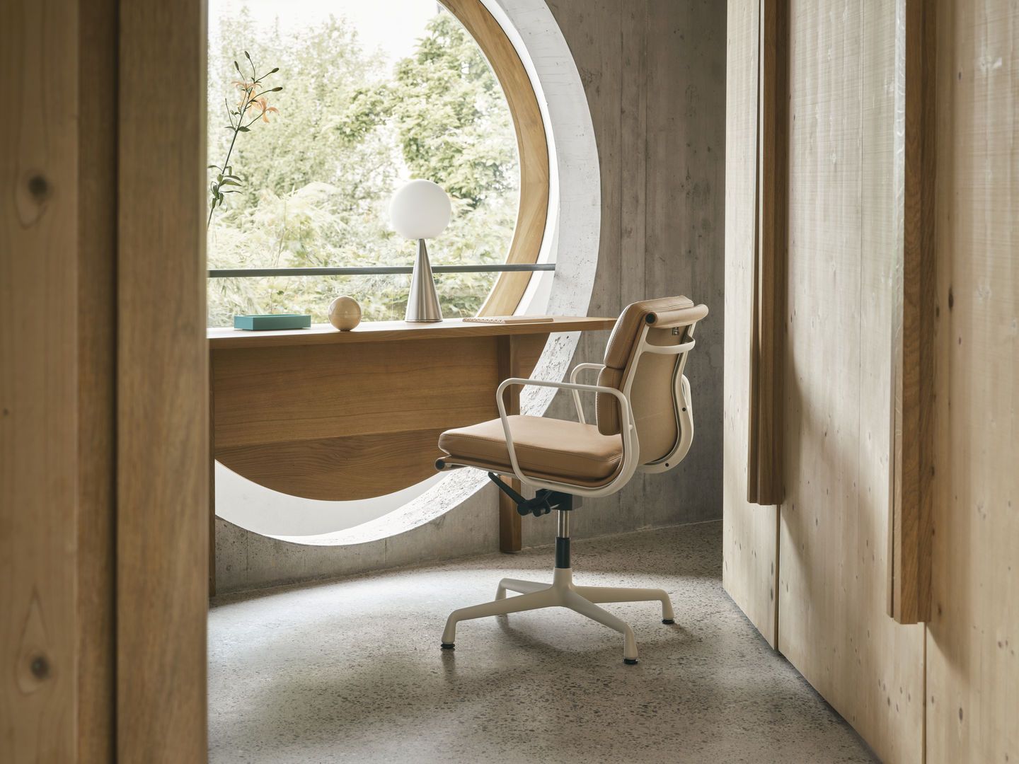 Soft Pad Chair EA 231 / EA231 Stuhl Vitra