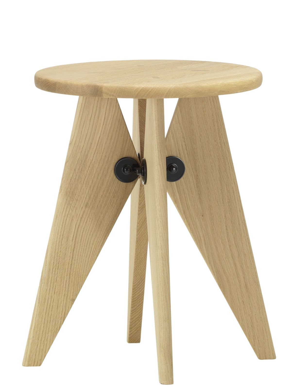 Vitra Tabouret Bois Hocker aus hellem Holz mit runder Sitzfläche und dreibeinigem Gestell.
