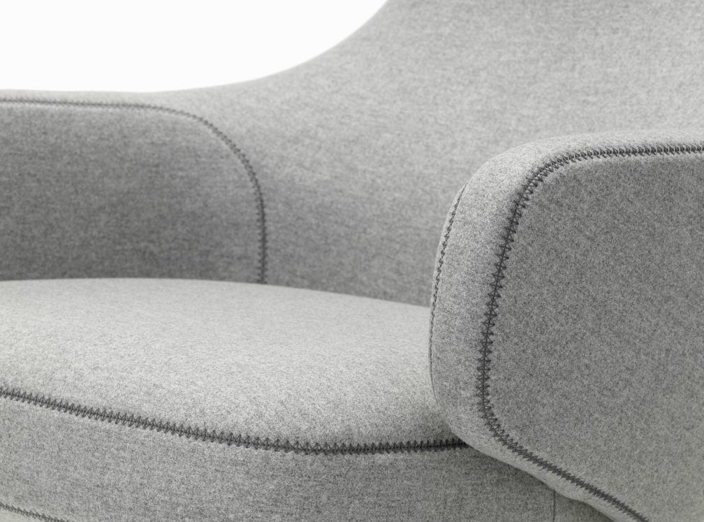 Grand Repos Sessel  + Ottoman Vitra Poliert  Cosy Kieselstein