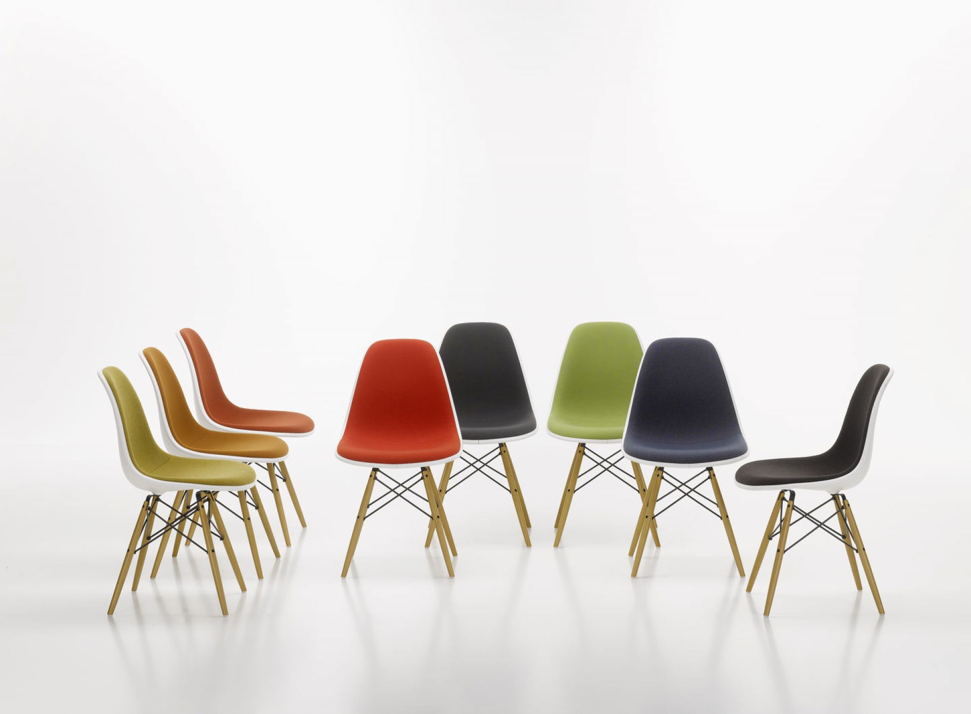 Eames Plastic Side Chair DSW Stuhl Vollpolster Vitra