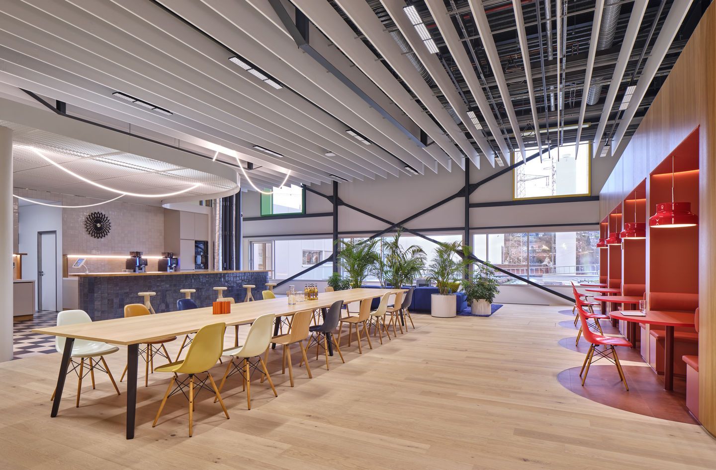 Eames Fiberglass Chair DSW Stuhl Vitra