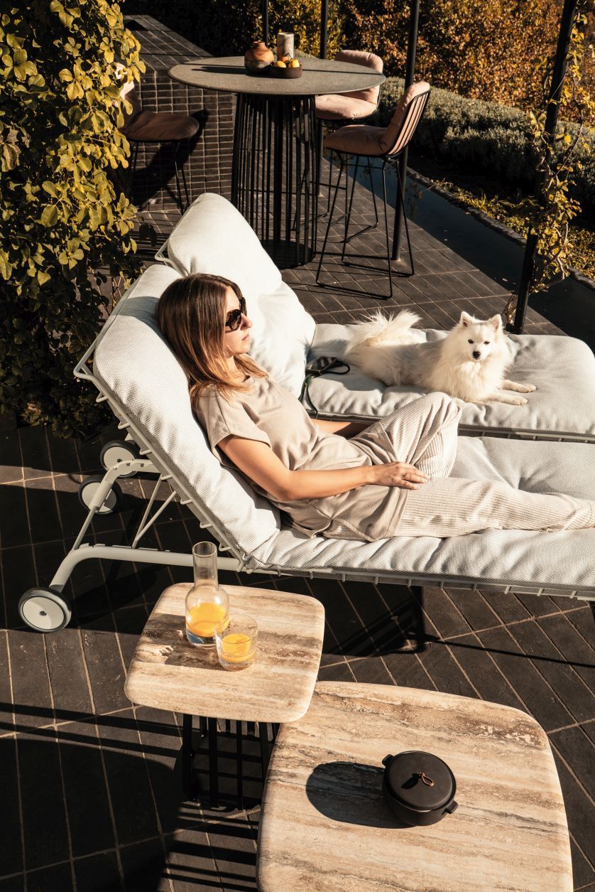 BC 09 Basket Outdoor Couch-/ Beistelltisch Janua