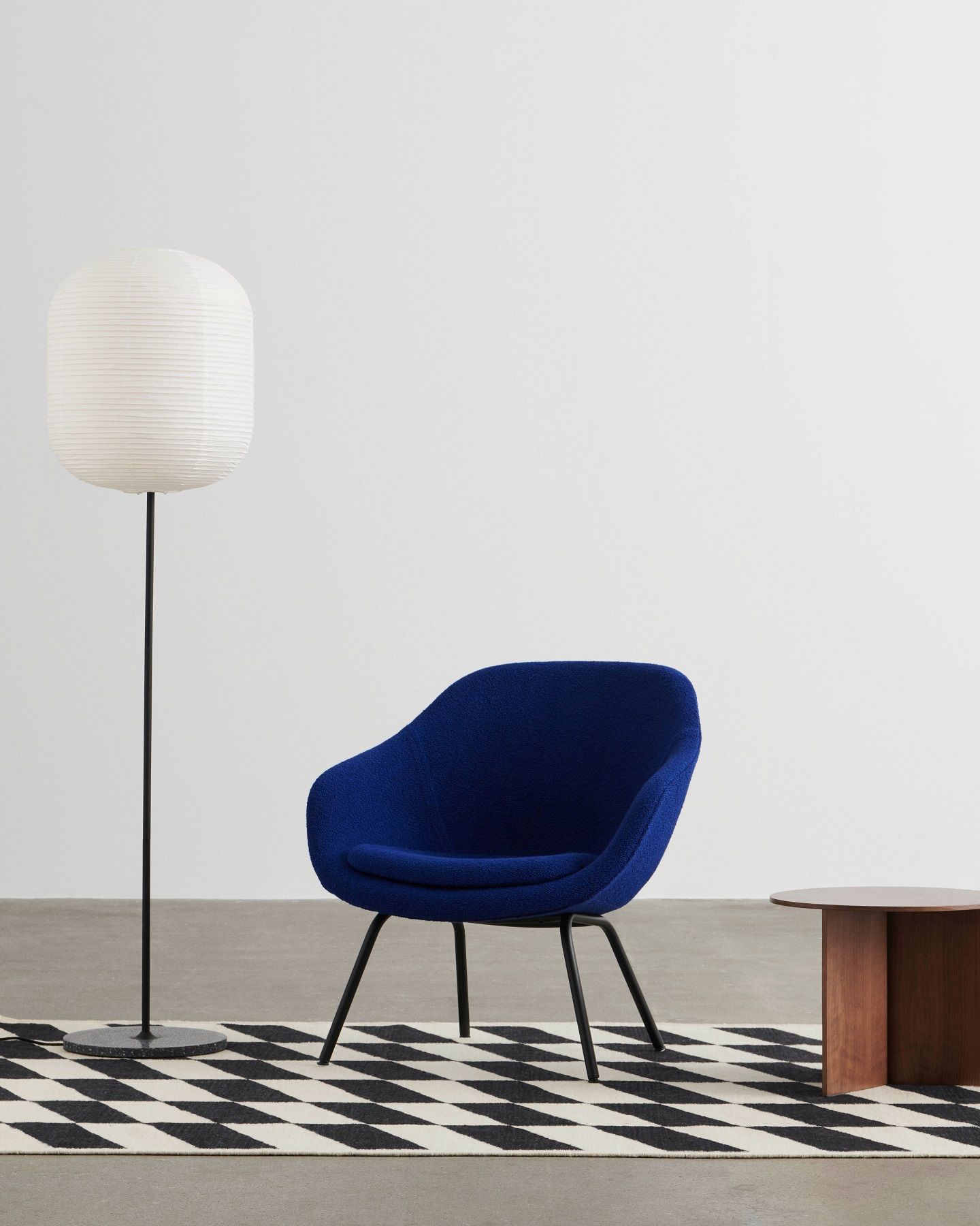 About a Lounge AAL 87 / AAL87 Sessel Hay