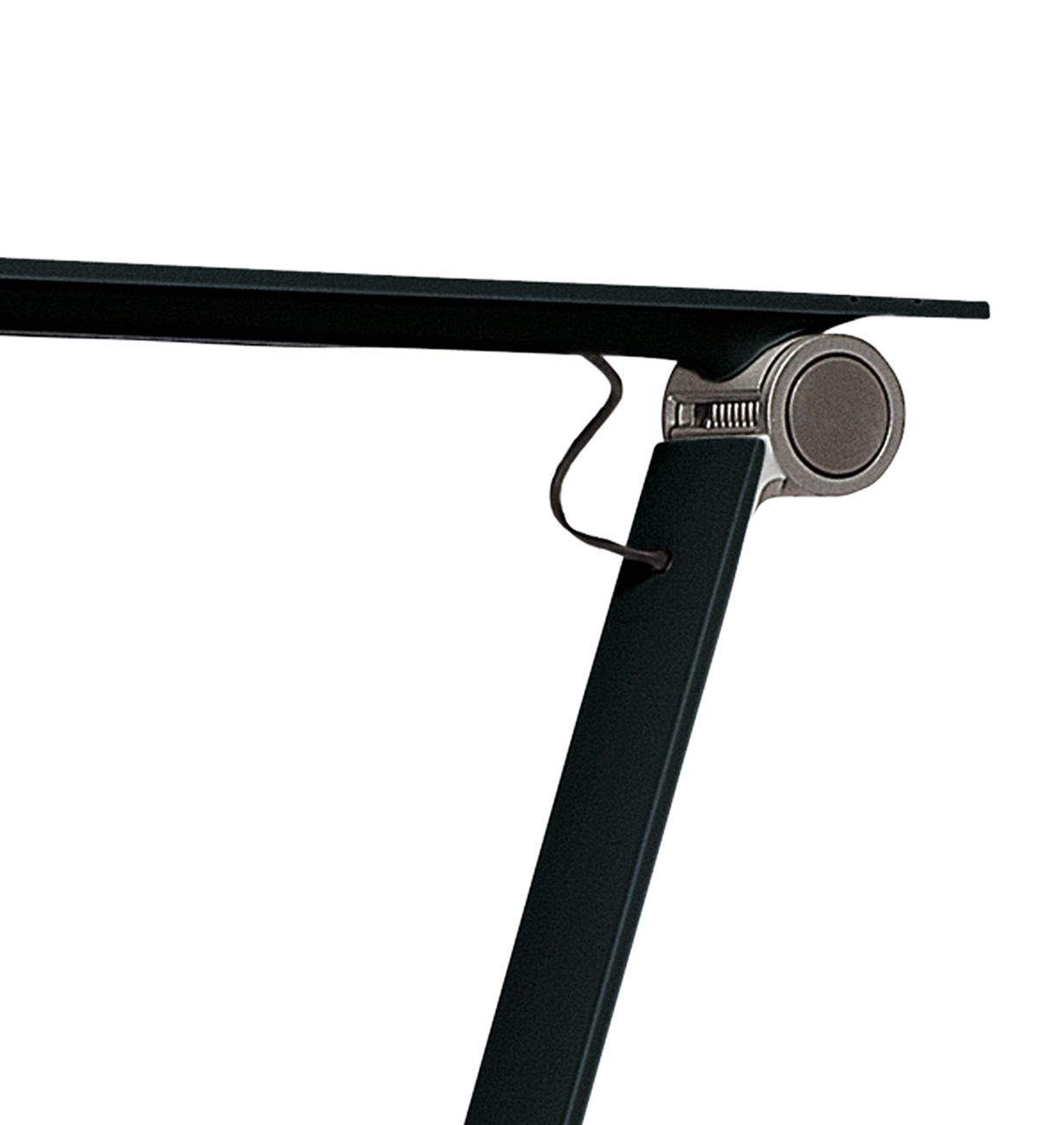 NJP Tischleuchte Louis Poulsen