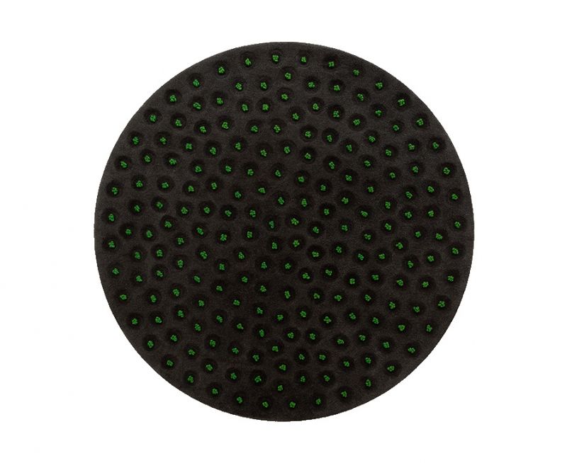 Runder La Geria Teppich von Gan in Schwarz mit grünen Akzenten, modernes Design.