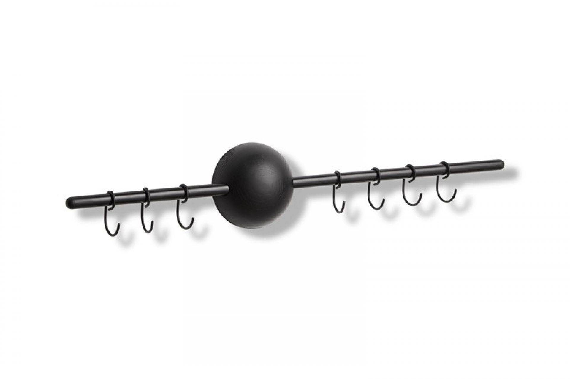 Schwarze Hoop Rack Wandgarderobe von Woud mit Haken für Jacken und Accessoires.