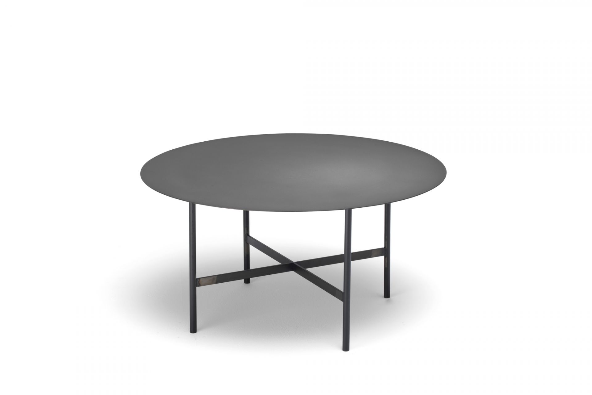 BETA Couchtisch von Müller Möbelfabrikation, groß, rund, rauchfarben matt, modernes Design.