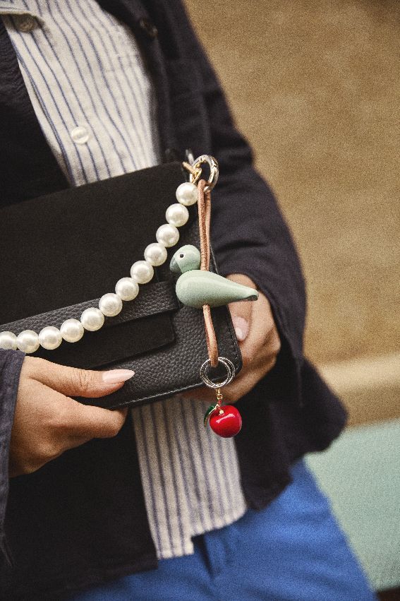 Vogel Grün Schlüsselanhänger silberfarbenes Metall mit Naturleder Kay Bojesen