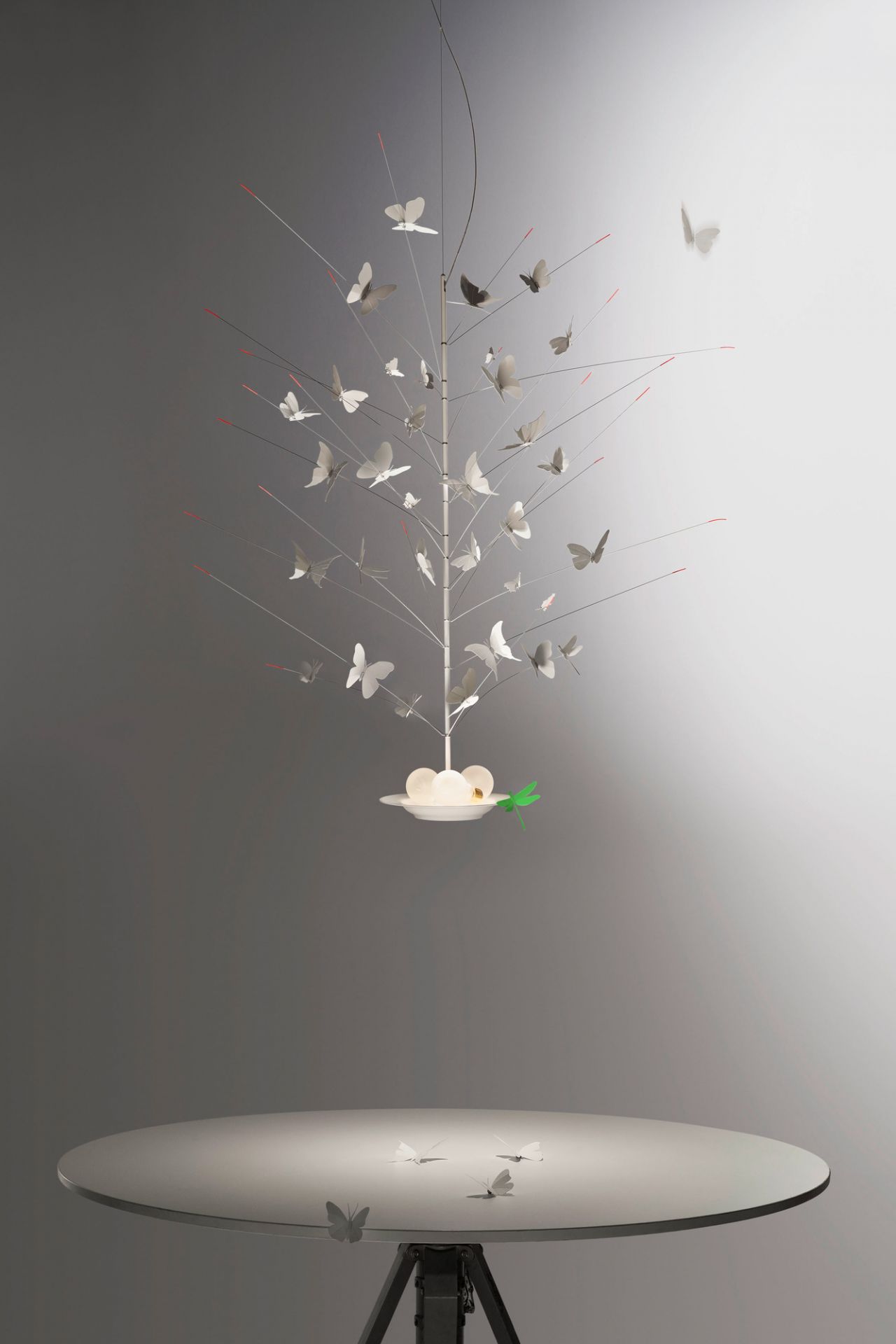 La Festa delle Farfalle Deckenleuchte: Moderne Lampe mit Schmetterlingen und indirektem Licht.