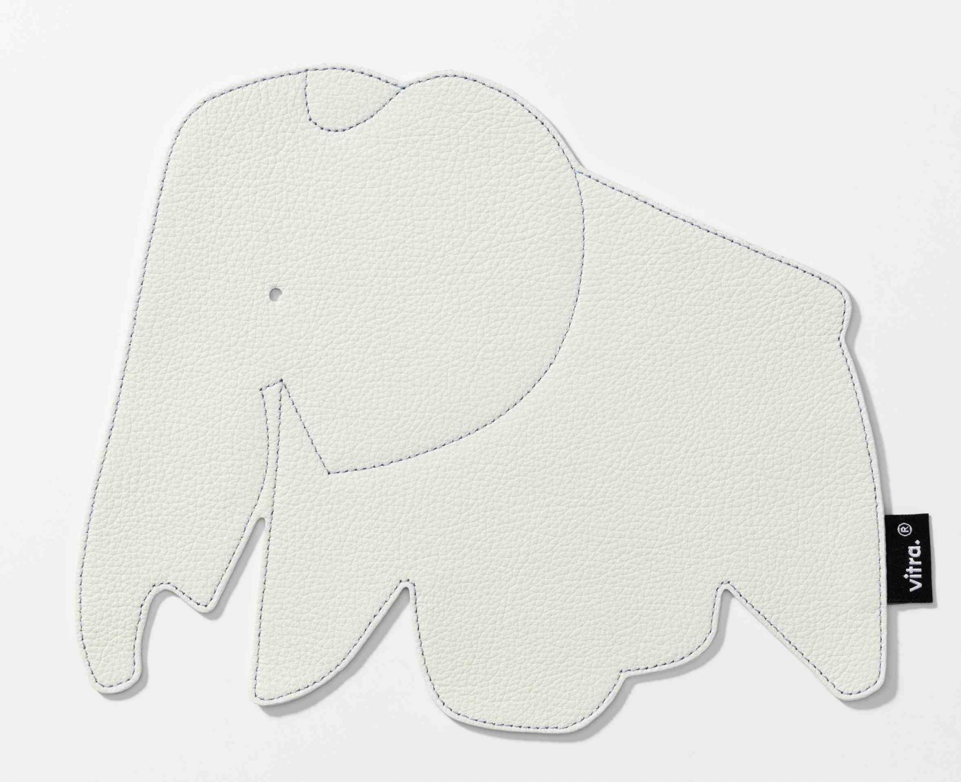 Weißes Elephant Pad Mousepad von Vitra in Elefantenform, Schreibtischunterlage aus Leder.