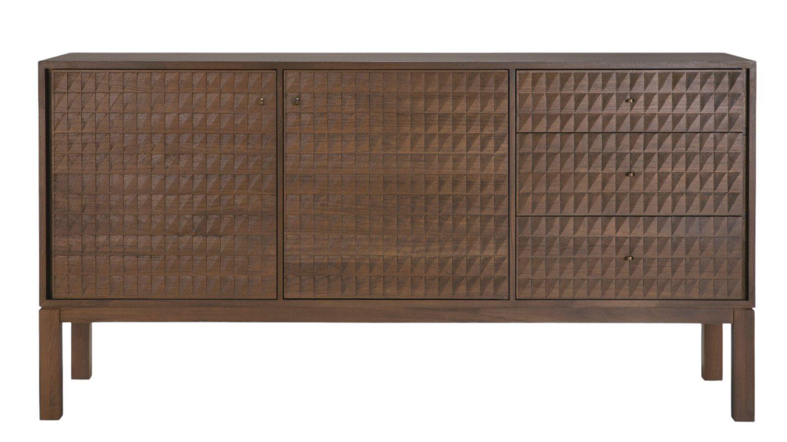 Sono Sideboard von Ethnicraft: Braunes Holz Sideboard mit Türen und Schubladen, geometrisches Muster.