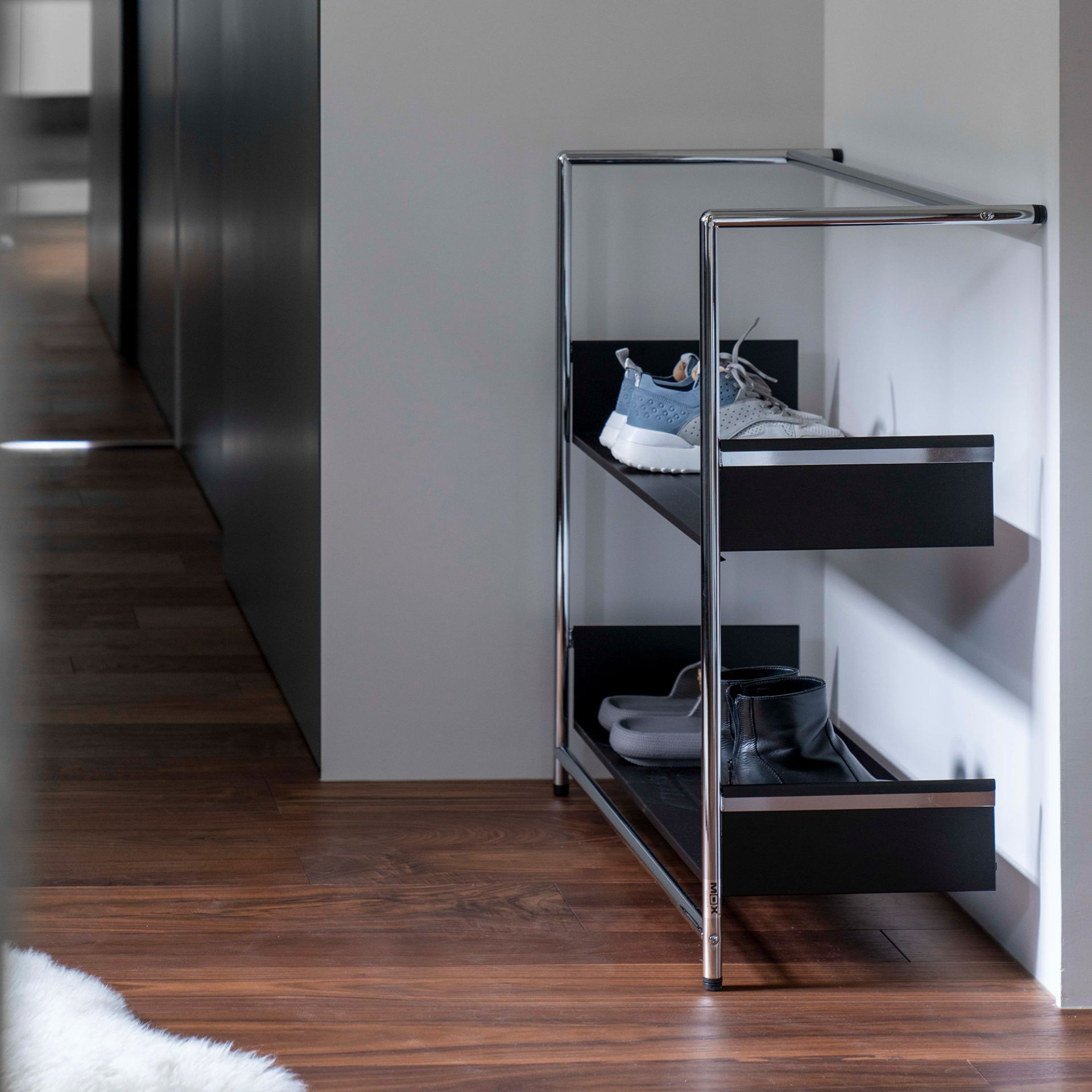 Pool 82 Ordner Anlehnregal / Schuhregal Mox