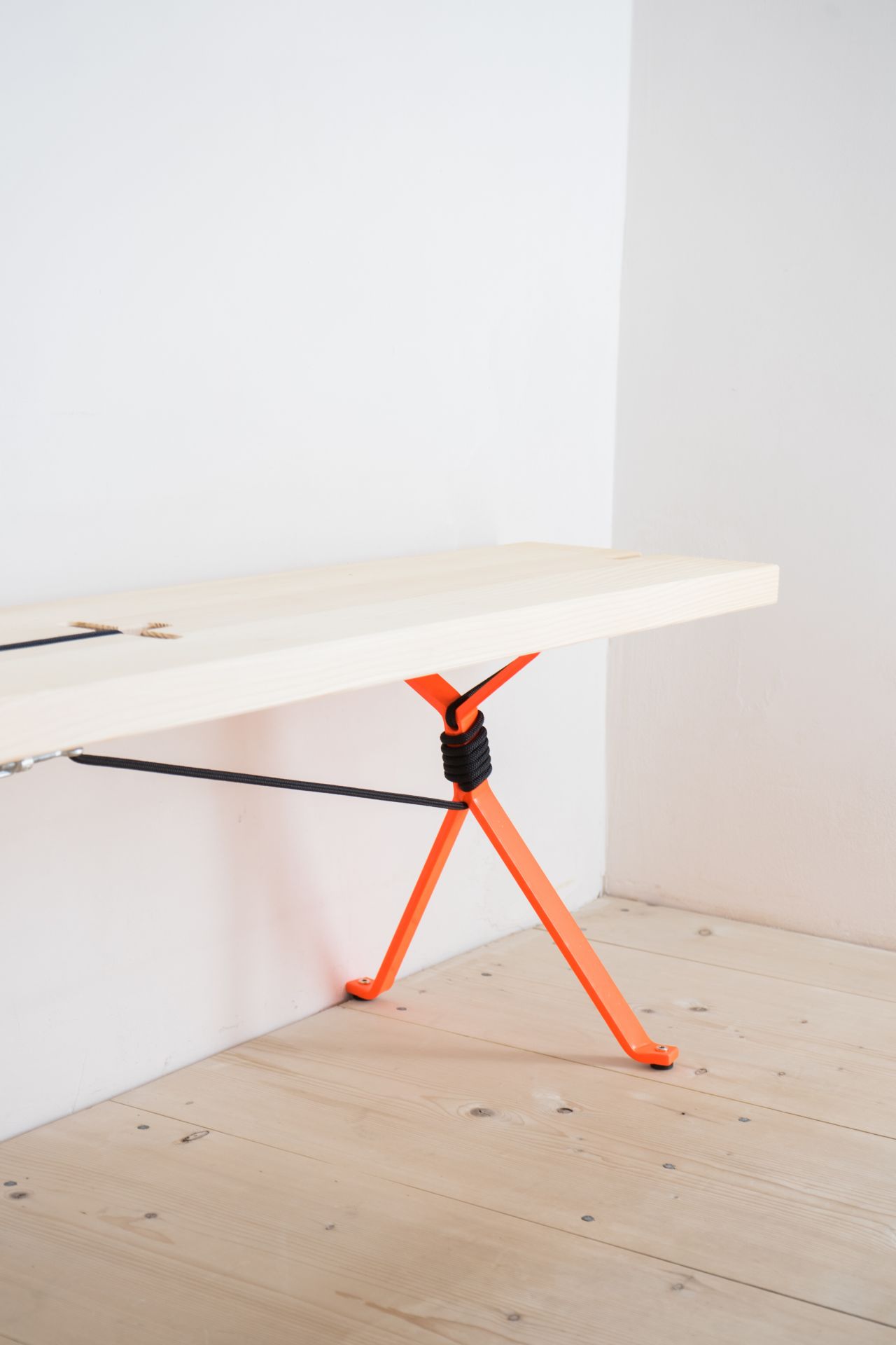 Kampenwand Bank Nils Holger Moormann