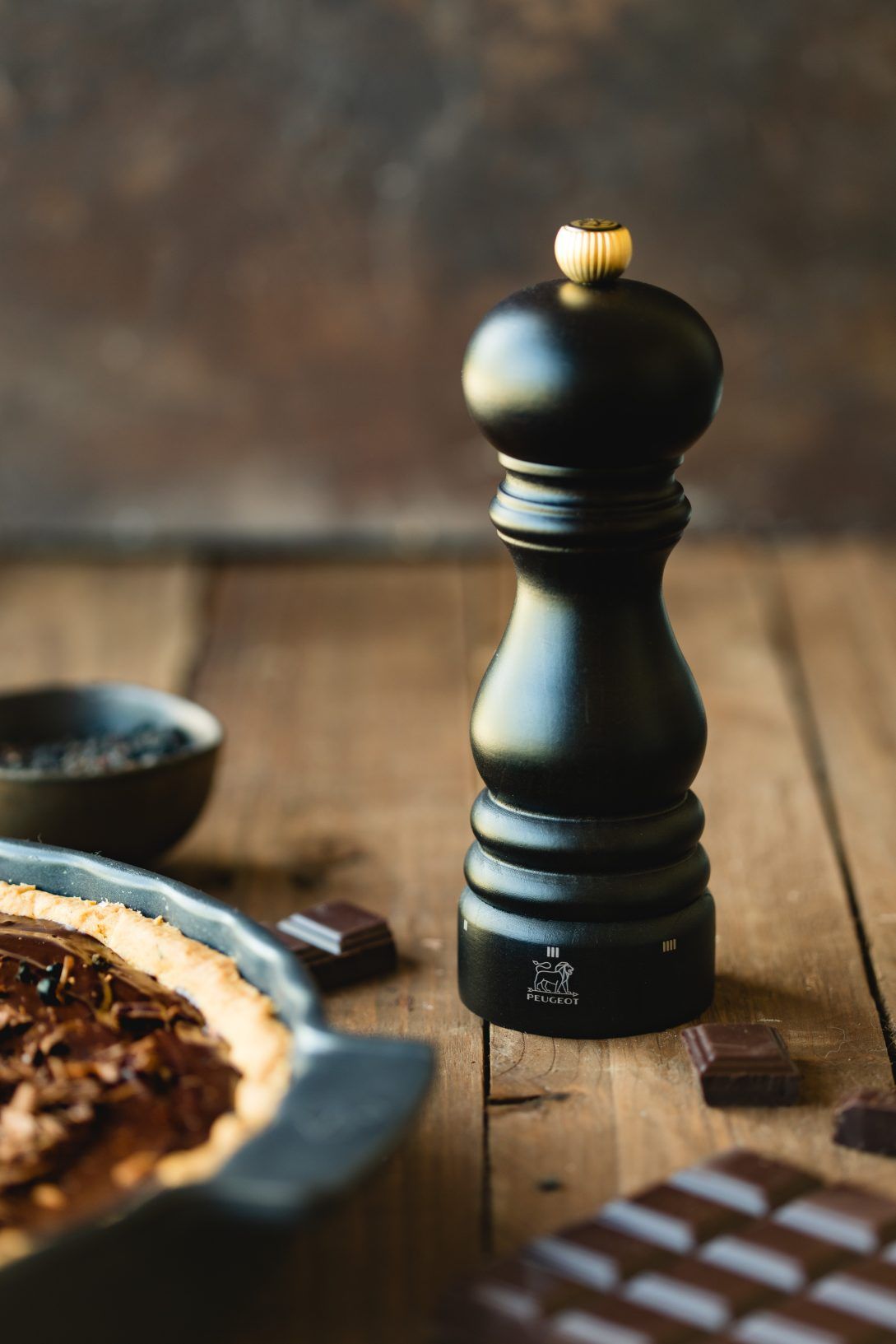 Paris Pfeffermühle H 18 cm Schokolade Peugeot