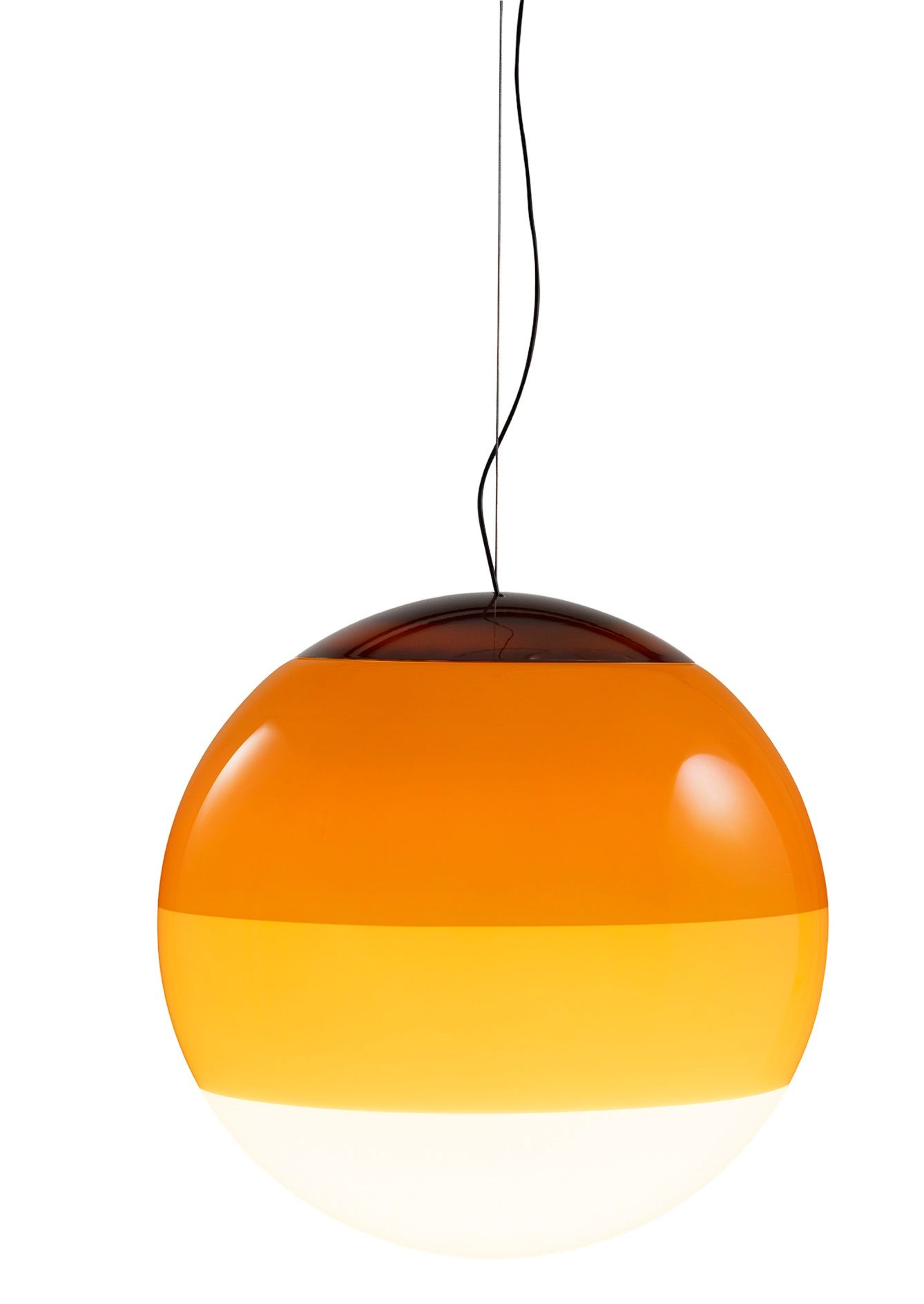 Marset Dipping Light Pendelleuchte 40 LED in Bernstein, moderne Hängelampe für Wohnzimmer und Essbereich.
