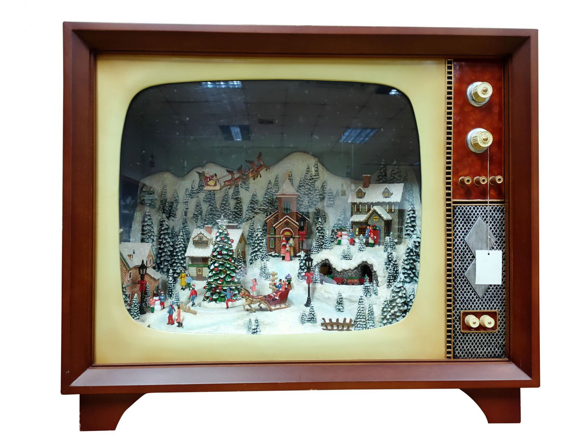 Weihnachtsdeko TV Timstor mit Winterdorf, Kirche, Häusern, Tannenbäumen, Schlittenfahrt und Weihnachtsmann im Himmel. Festliche Dekoration im Retro-Look.