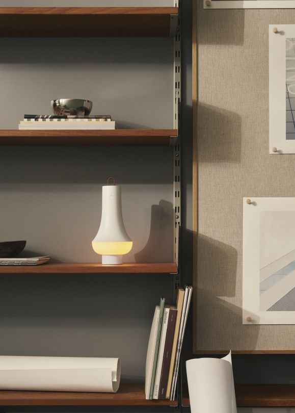 Tomoshi Portable Akkuleuchte / Tischleuchte Louis Poulsen