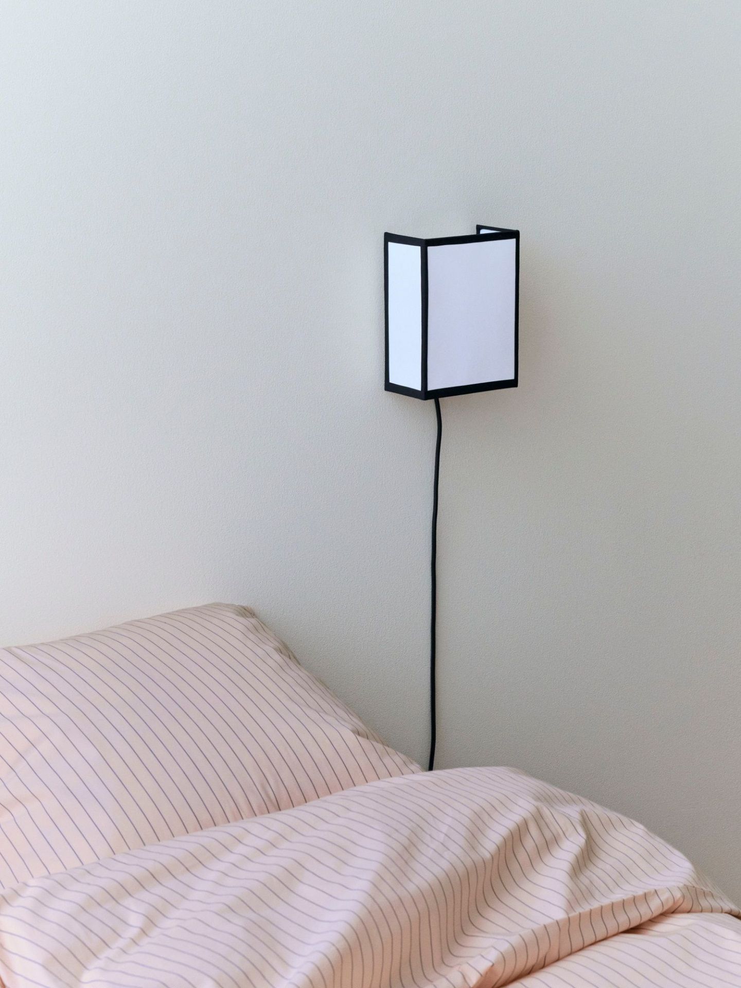 Ava Square Wall Lamp Wandleuchte Hay