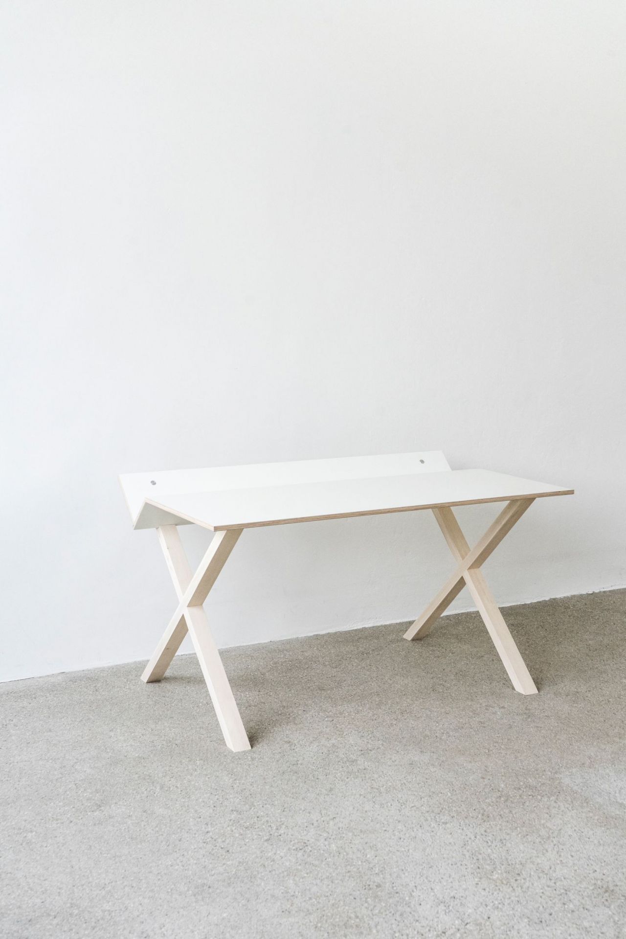 Kant Schreibtisch Nils Holger Moormann