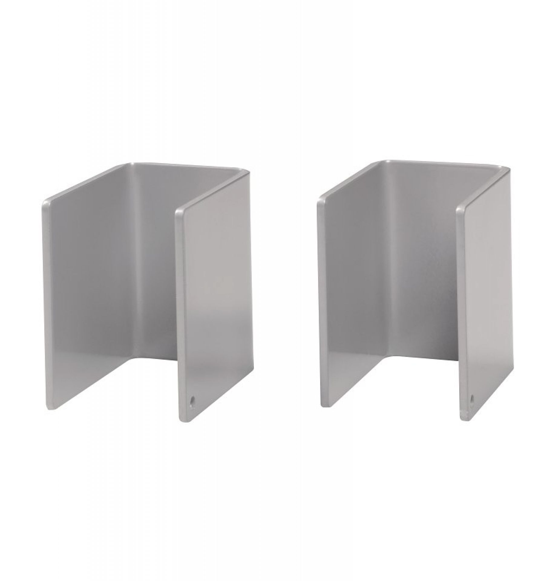 Zwei silberne Klammern für Müller Möbelwerkstätten Stapelliege, Zubehör für platzsparende Gästebetten.