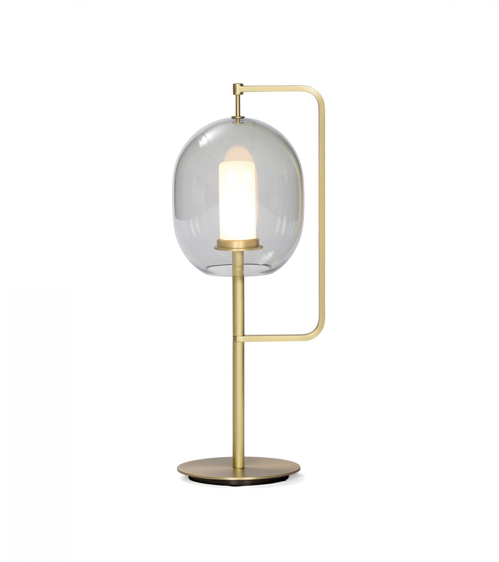 Lantern Light Tischleuchte Messing von ClassiCon mit Glaskugel und Messinggestell.