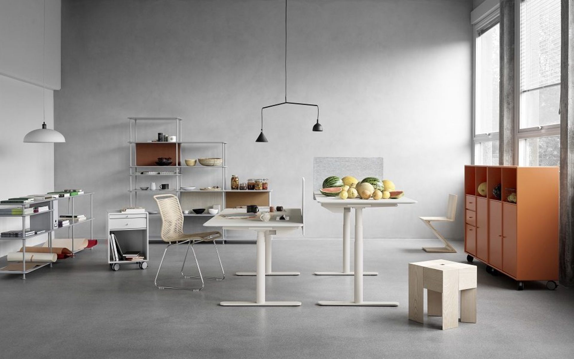 HiLow 2 Elektrisch höhenverstellbarer Tisch / Arbeitstisch Montana